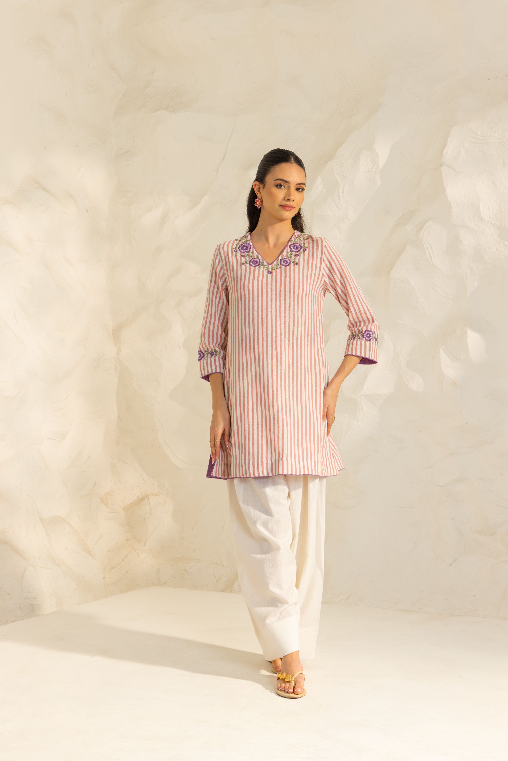 Arisha Amitha in Zainab Pink Embroidered Yarn Dyed Handcrafted Kurta Set with Farshi Salwar