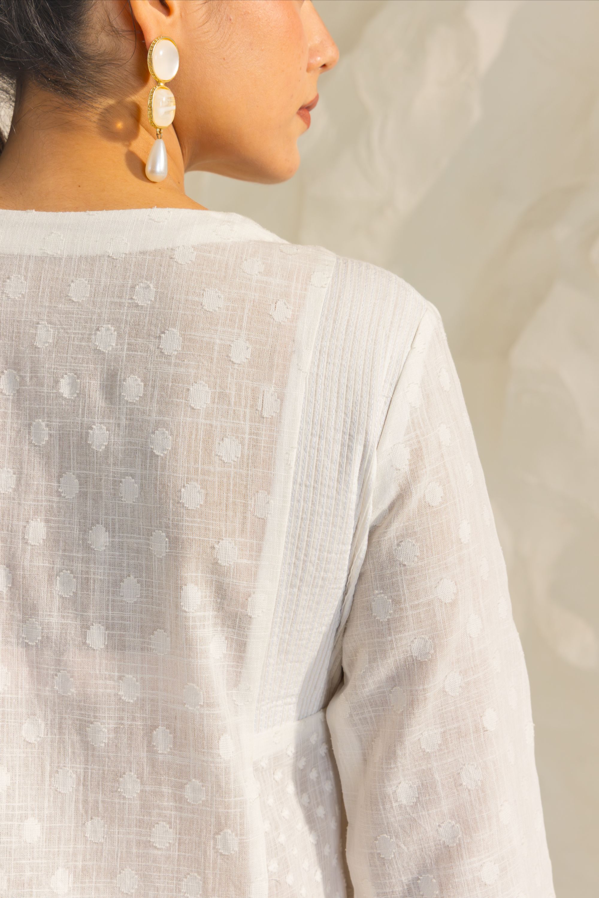 Kiara White Cotton Slub Jacquard Handcrafted Kurta Set with Aari Embroidery