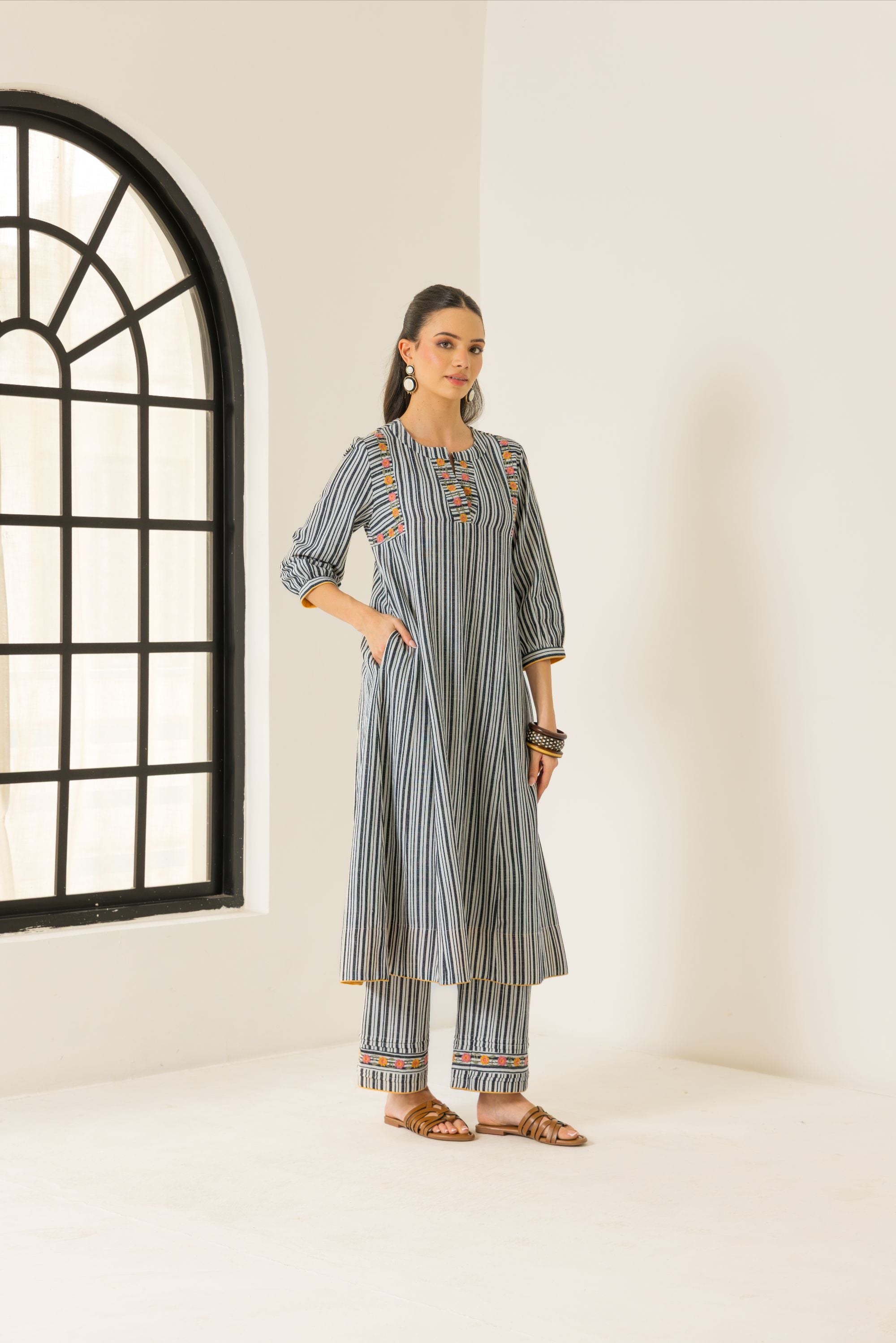Aaliyah Ivory & Black Embroidered Yarn Dyed Cotton Handcrafted Kurta Set