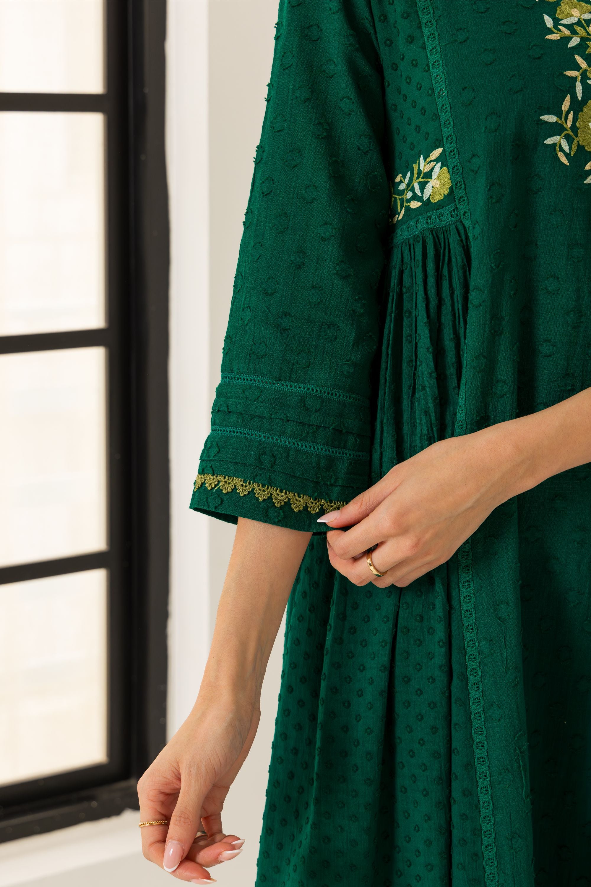Aizah Emerald Green Cotton Slub Jacquard Handcrafted Kurta Set with Aari Embroidery