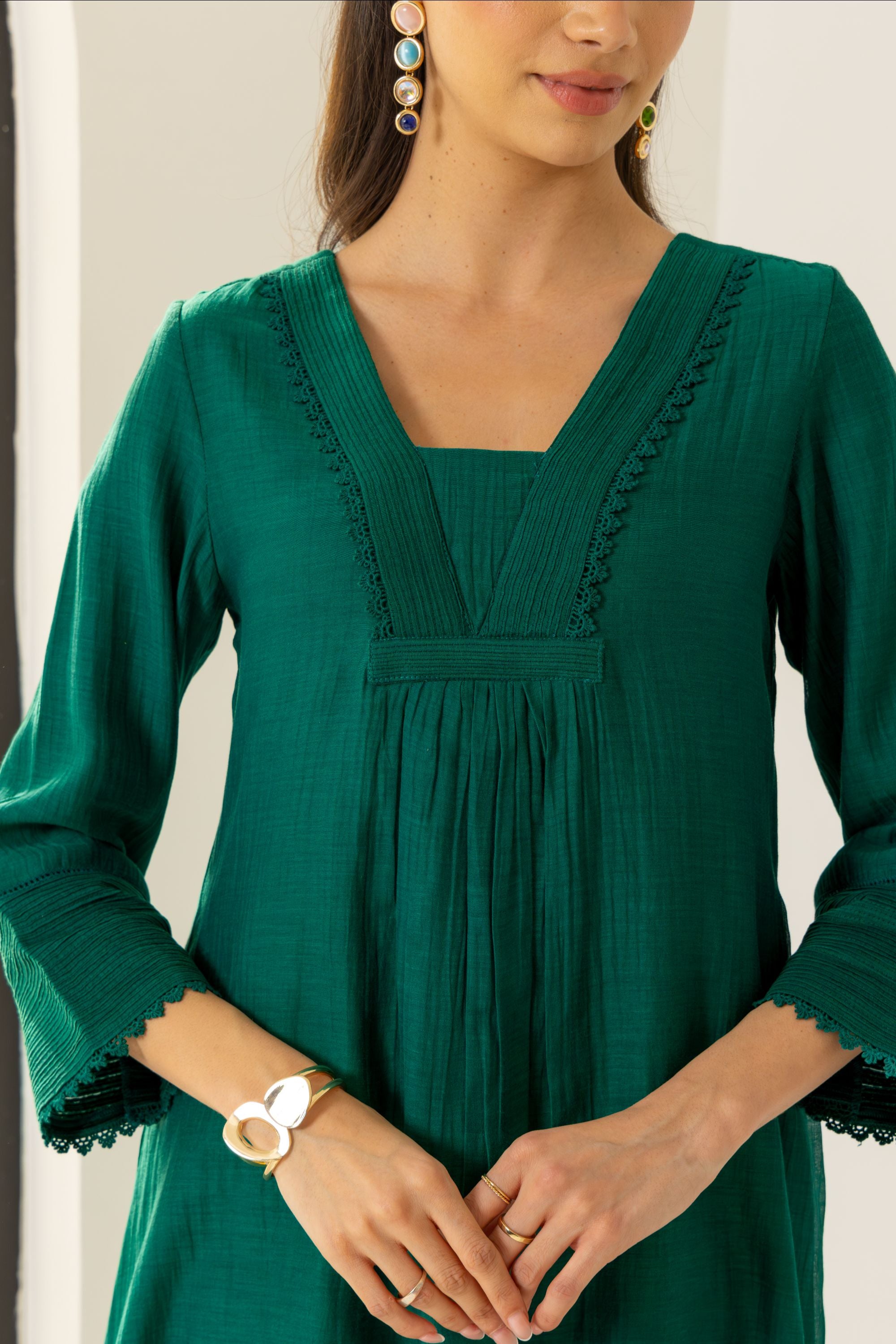 Naisha Emerald Green Cotton-Silk Chanderi Kurta Set