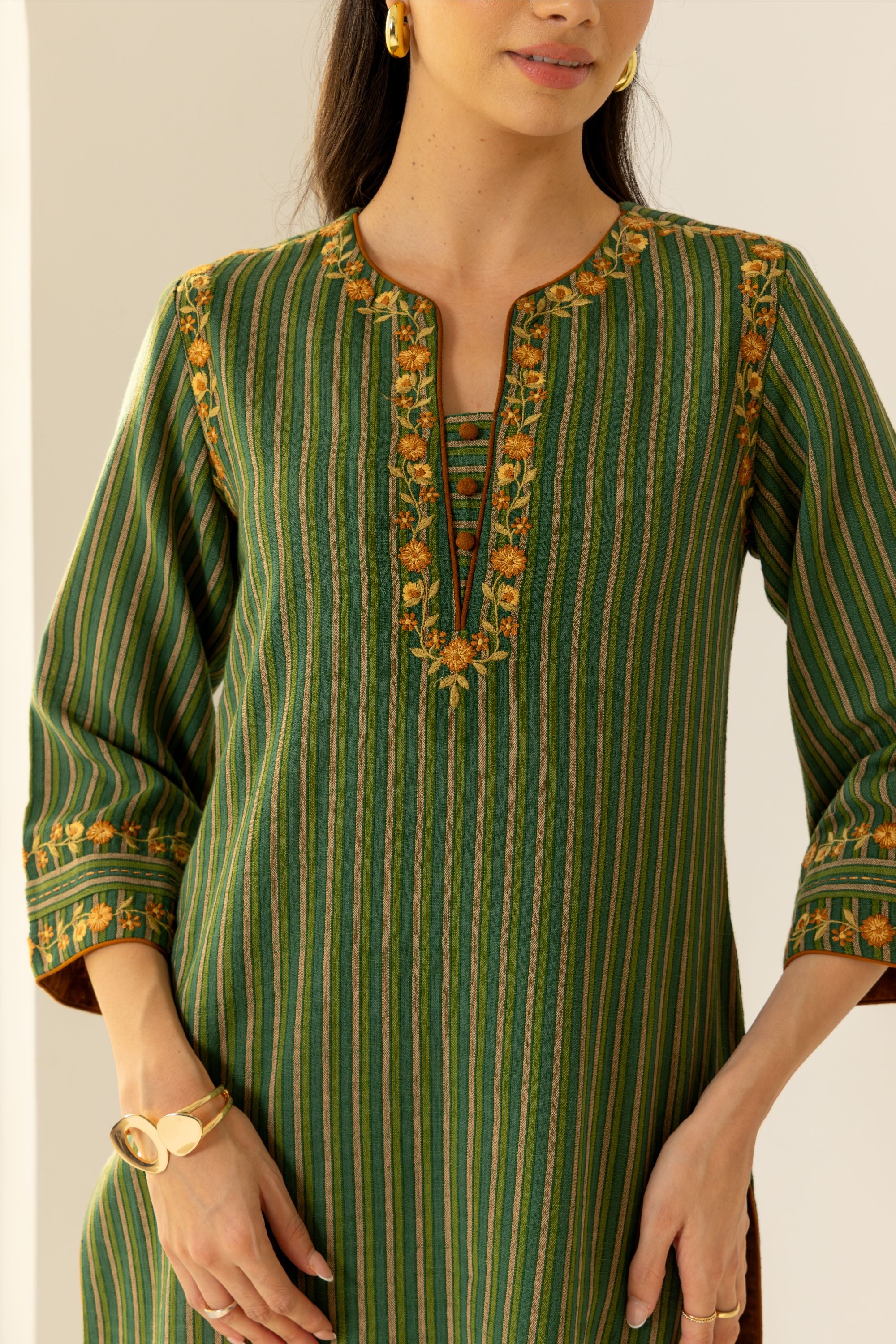 Nyra Green Embroidered Yarn Dyed Handcrafted Kurta Set