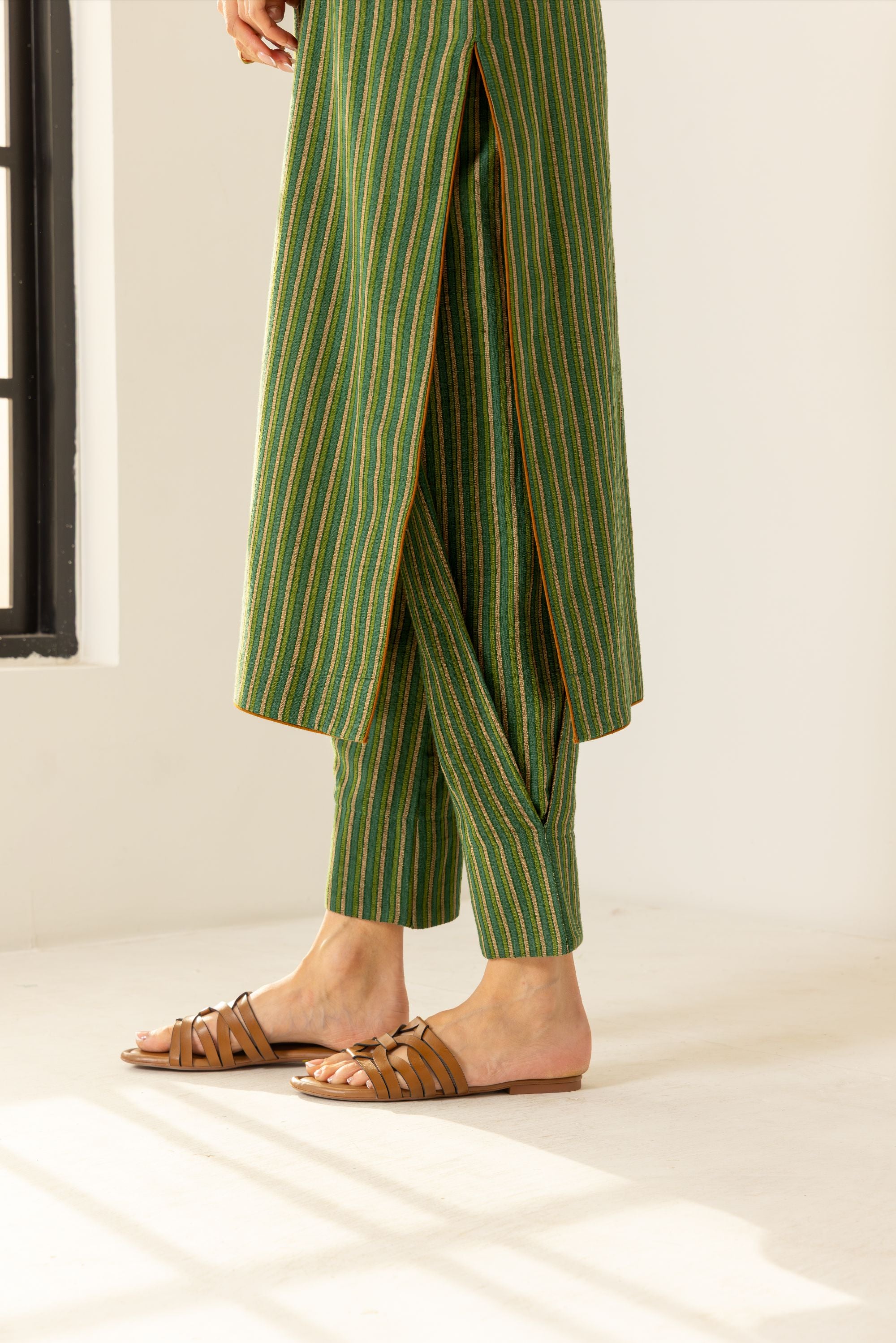 Nyra Green Embroidered Yarn Dyed Handcrafted Kurta Set