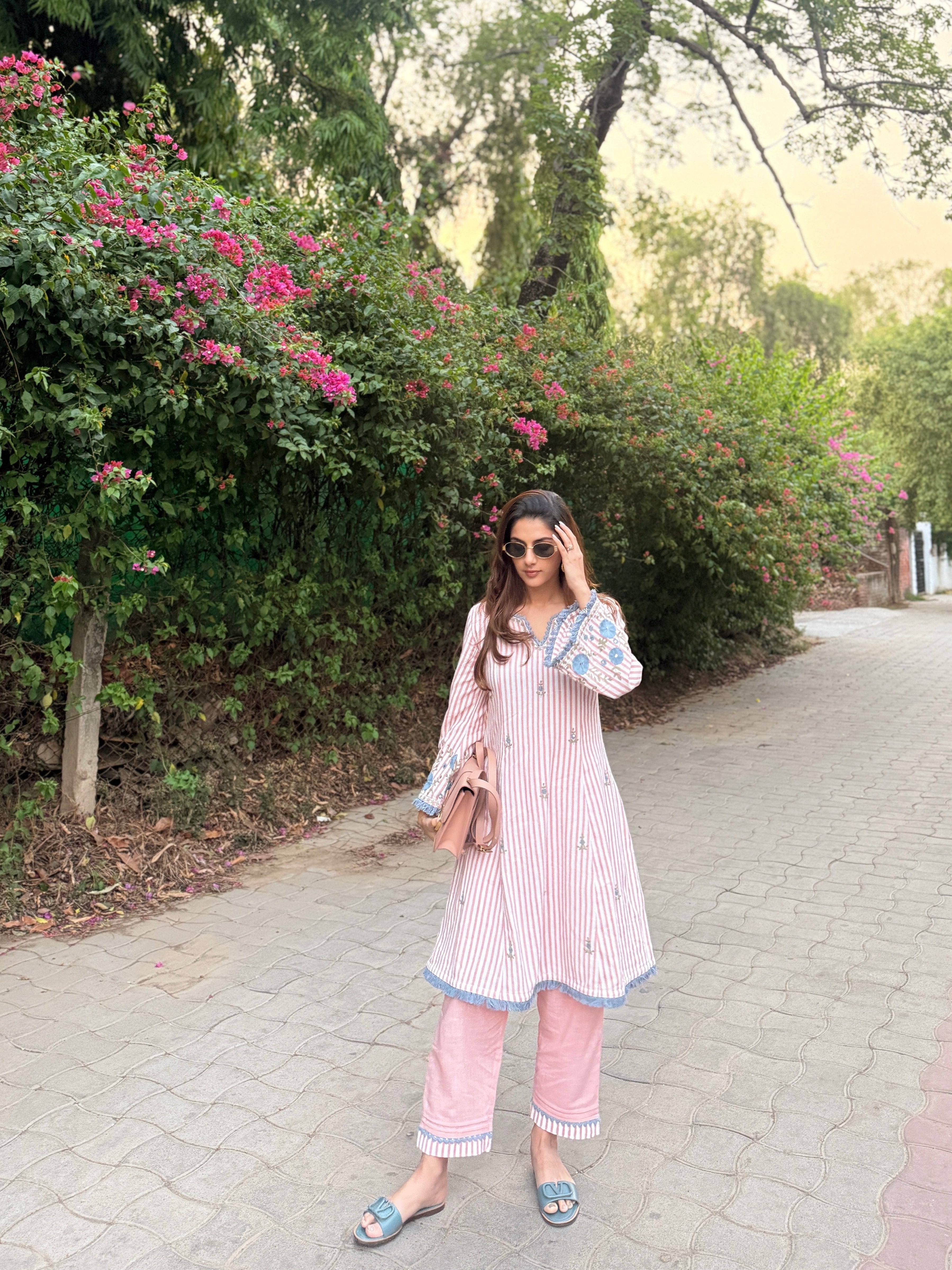 MEHER TALUJA IN SAYA PINK EMBROIDERED YARN DYED HANDCRAFTED KURTA SET