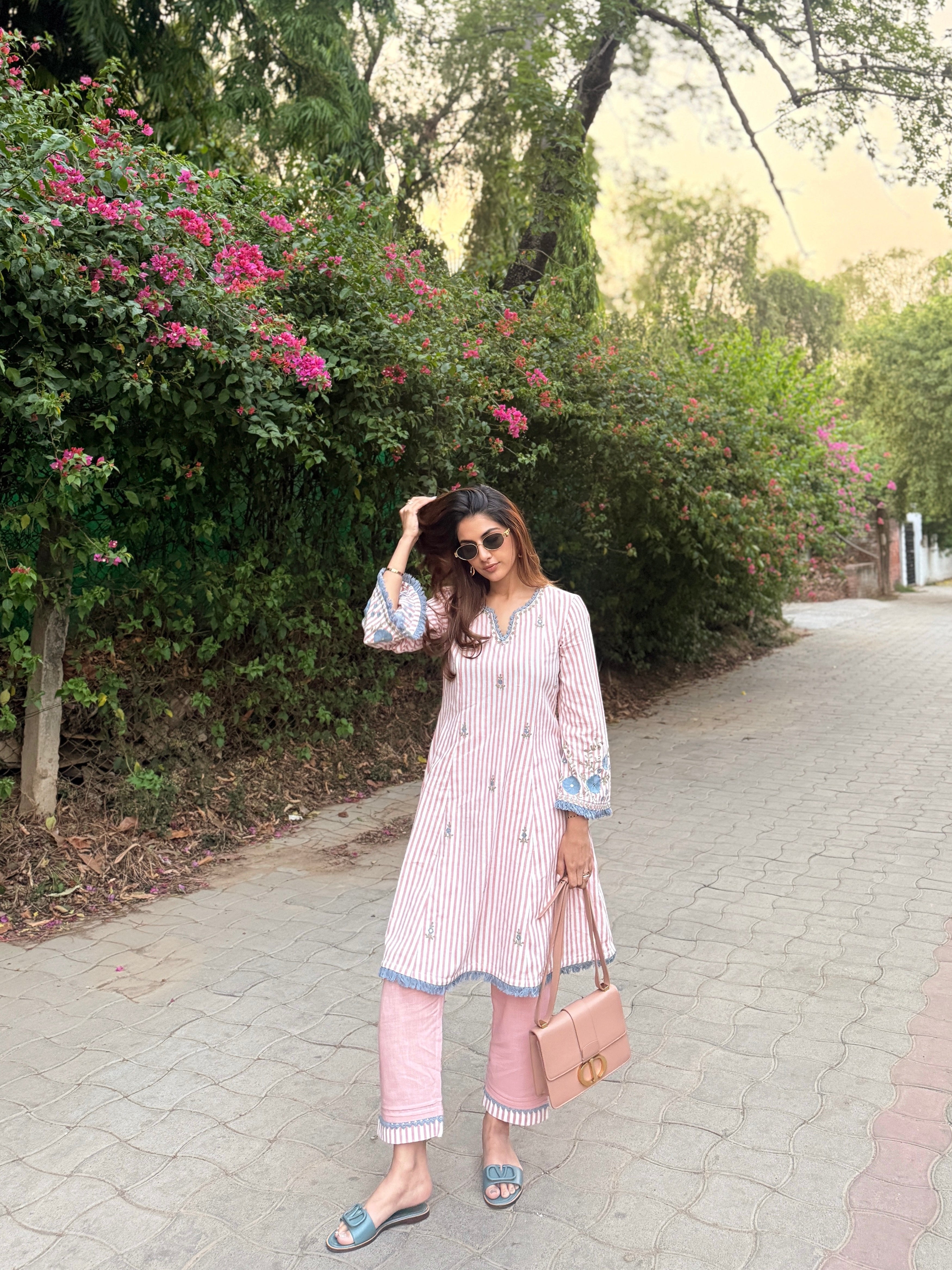 MEHER TALUJA IN SAYA PINK EMBROIDERED YARN DYED HANDCRAFTED KURTA SET