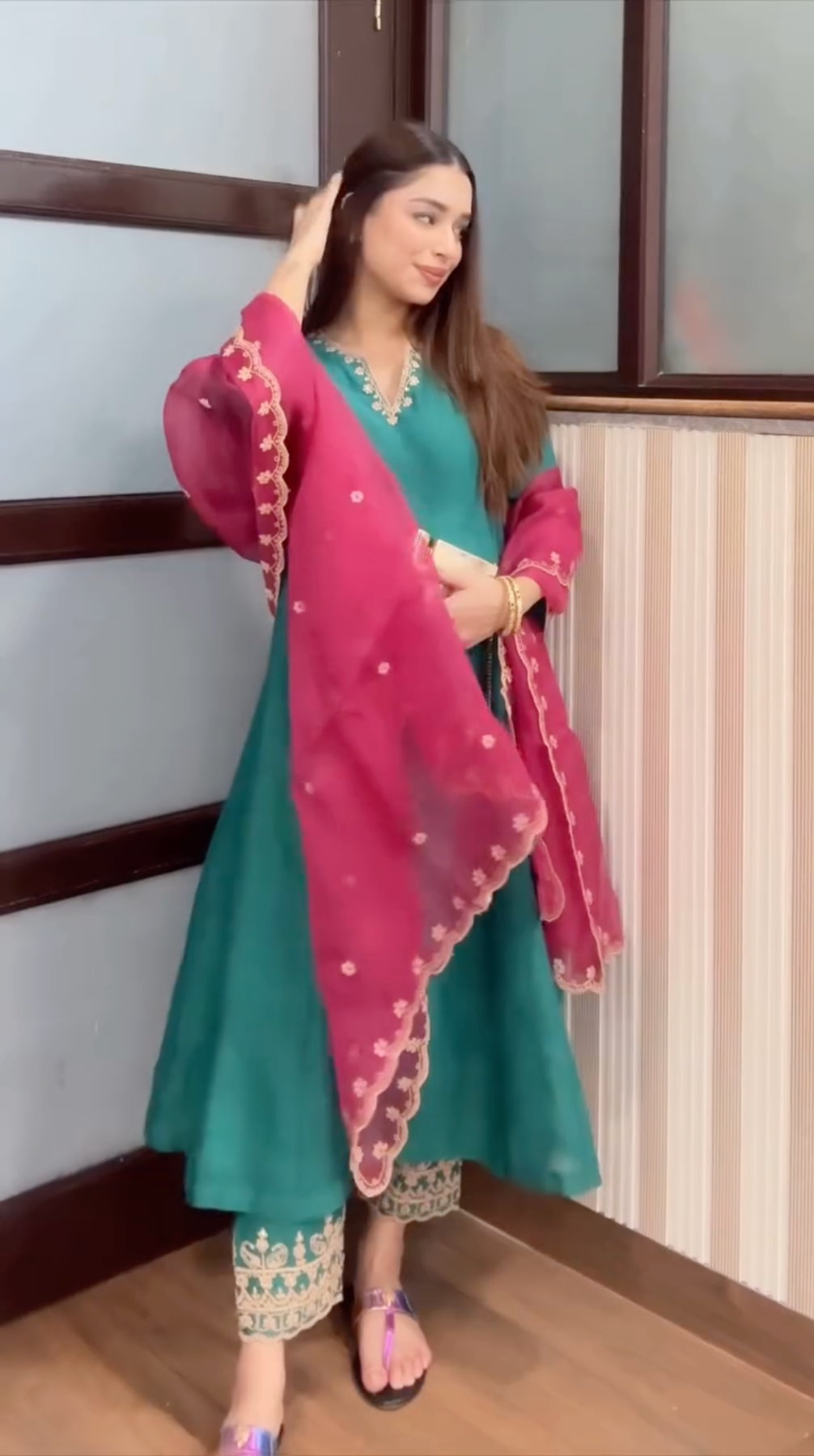 NAVYA ARYA in SAMIYA GREEN COTTON SILK CHANDERI EMBROIDERED HANDCRAFTED KURTA SET