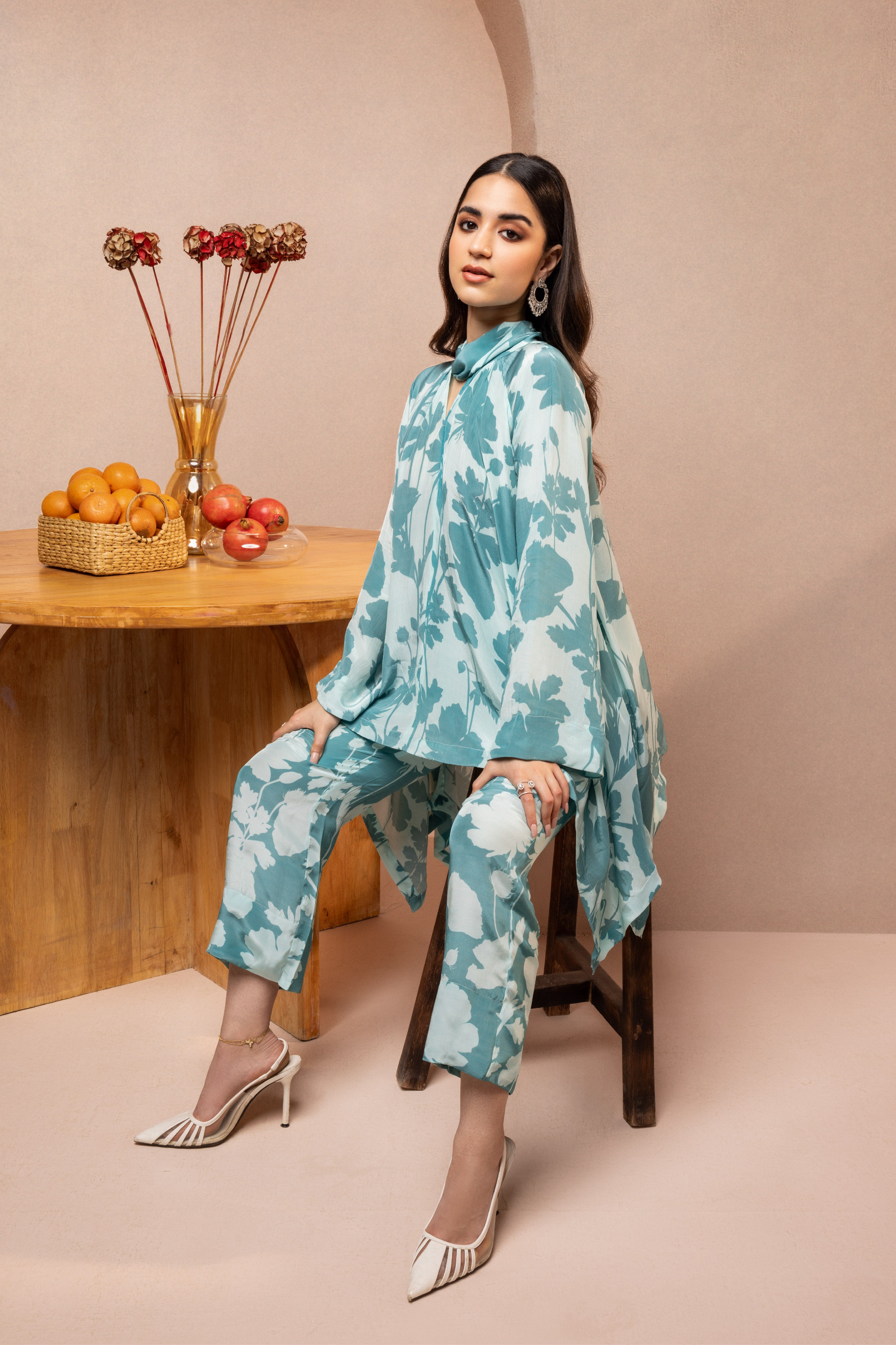 KRITIKA JAIN IN CLAIRE BLUE FLORAL PRINTED CREPE COORD SET