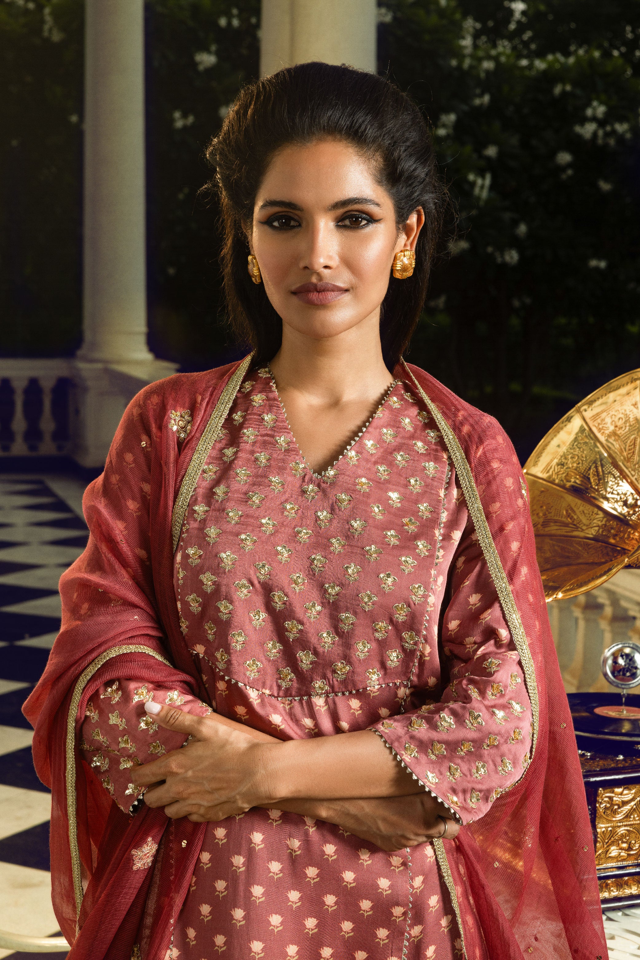 QALA MAROON FLORAL HANDCRAFTED BUTI KURTA SET (READY TO SHIP)