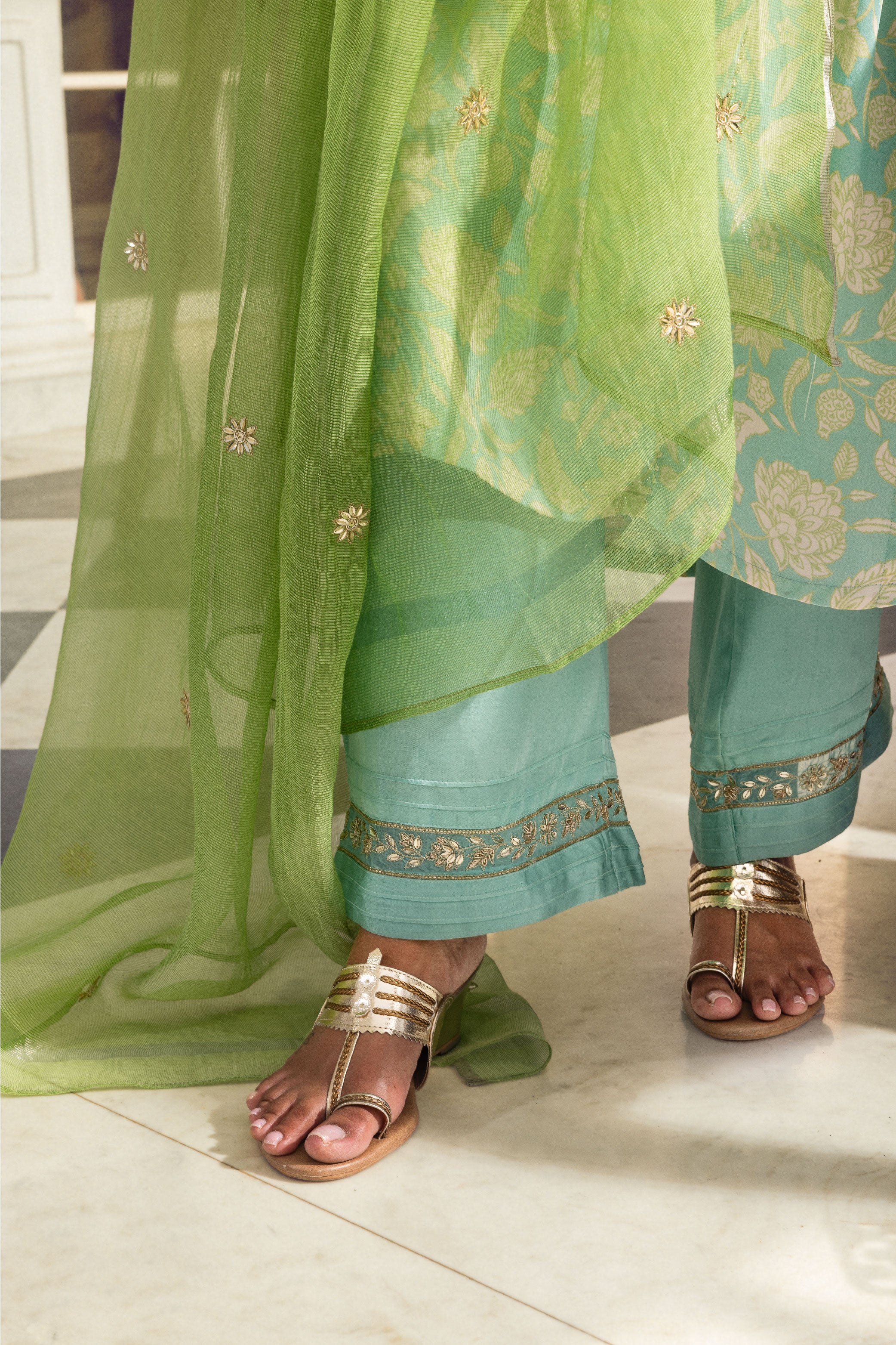 RUBAB TURQUOISE FLORAL PRINTED HANDCRAFTED KURTA SET (READY TO SHIP)