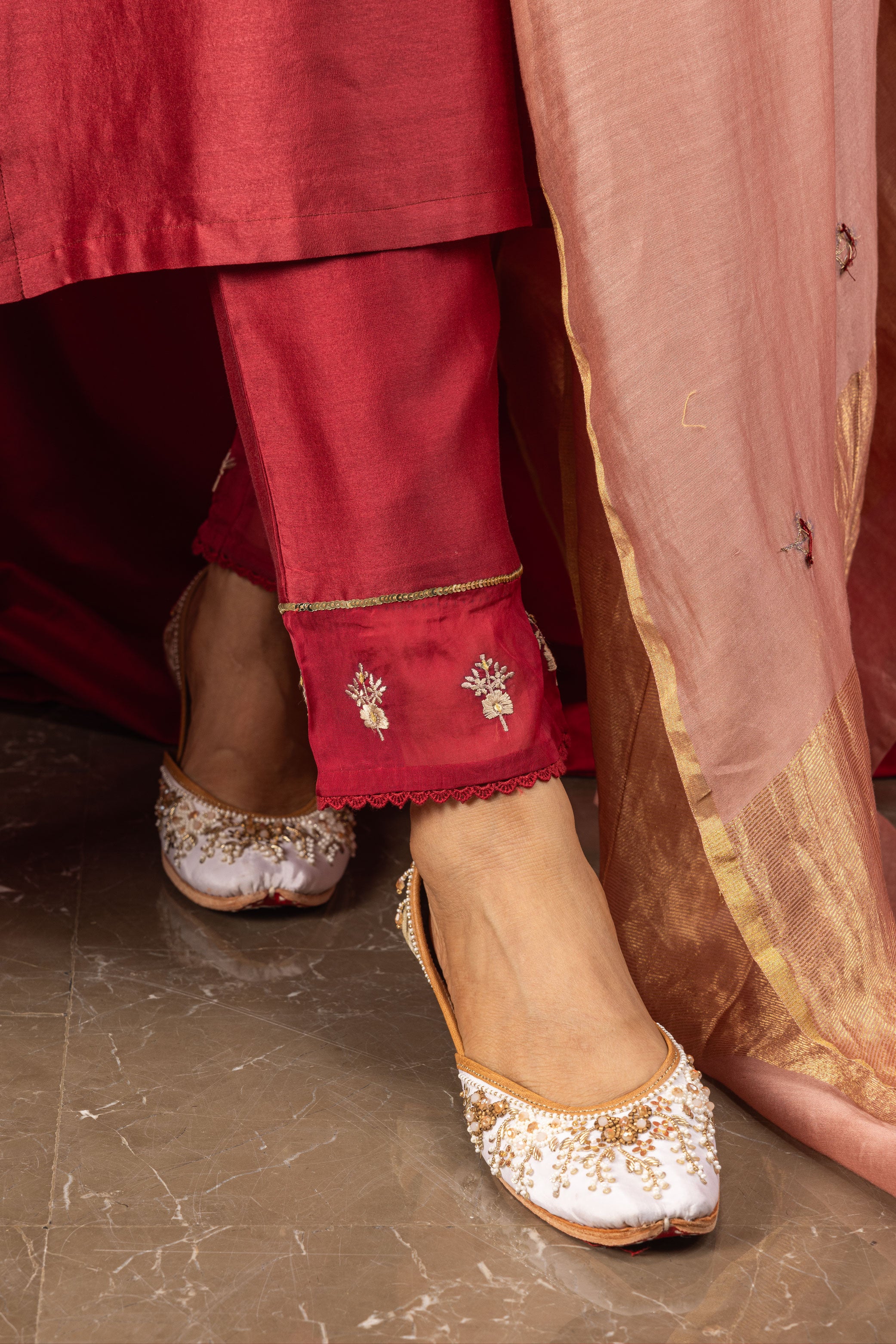 REHA RED SILK CHANDERI HANDCRAFTED KURTA SET (READY TO SHIP)