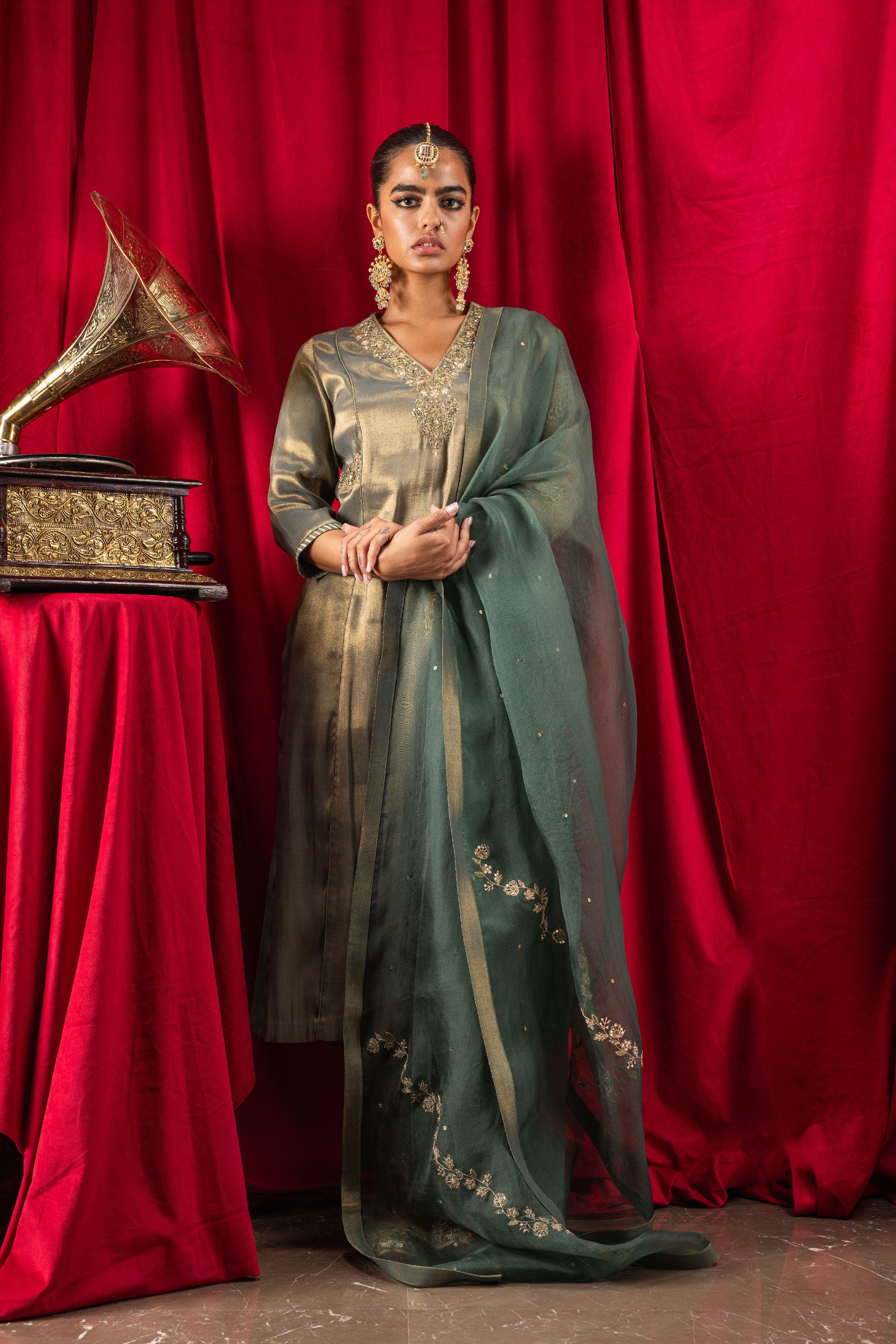SUHANI DARK GREEN TISSUE HANDCRFATED KURTA SET
