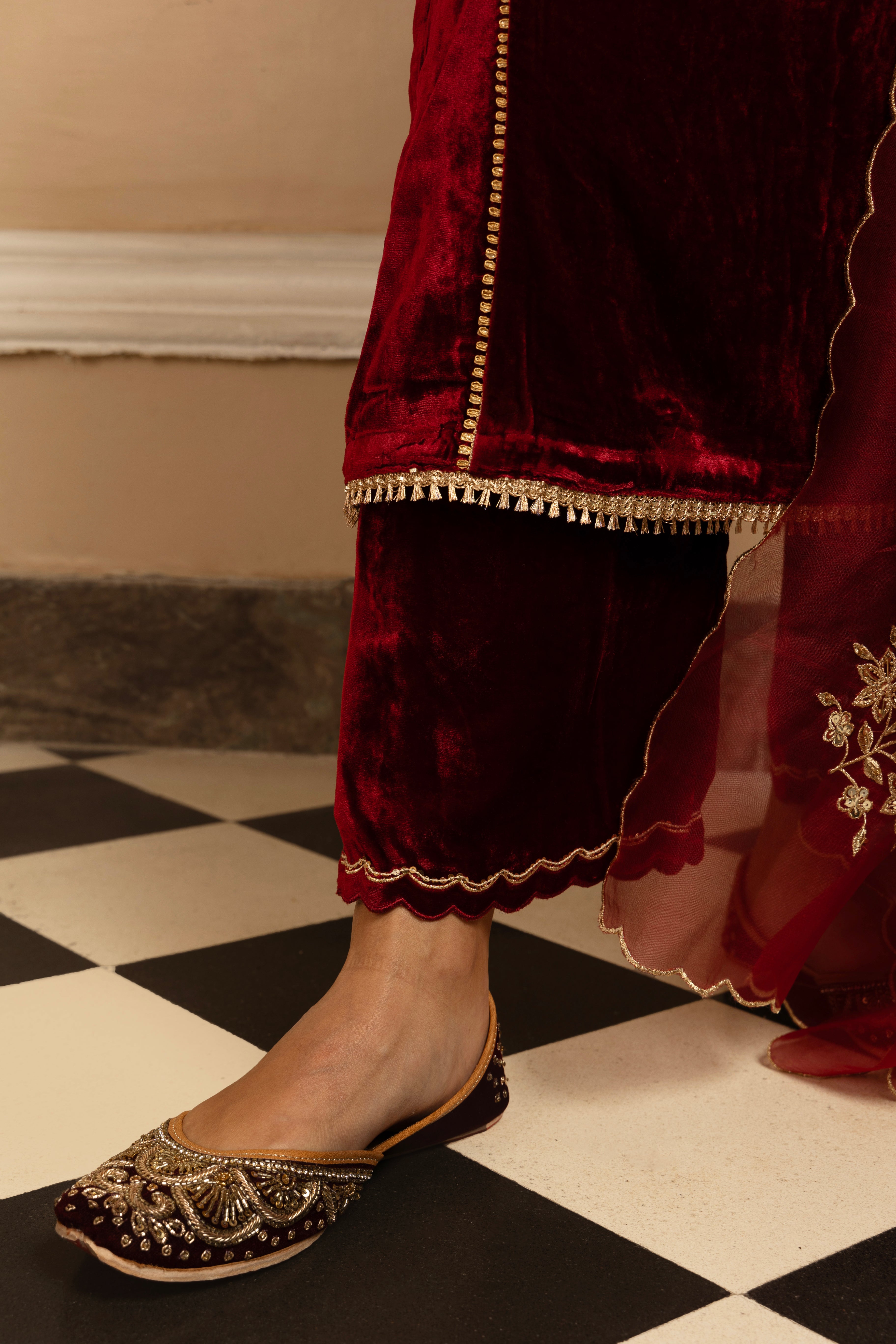 NOORANI RED SILK VELVET HANDCRAFTED KURTA SET