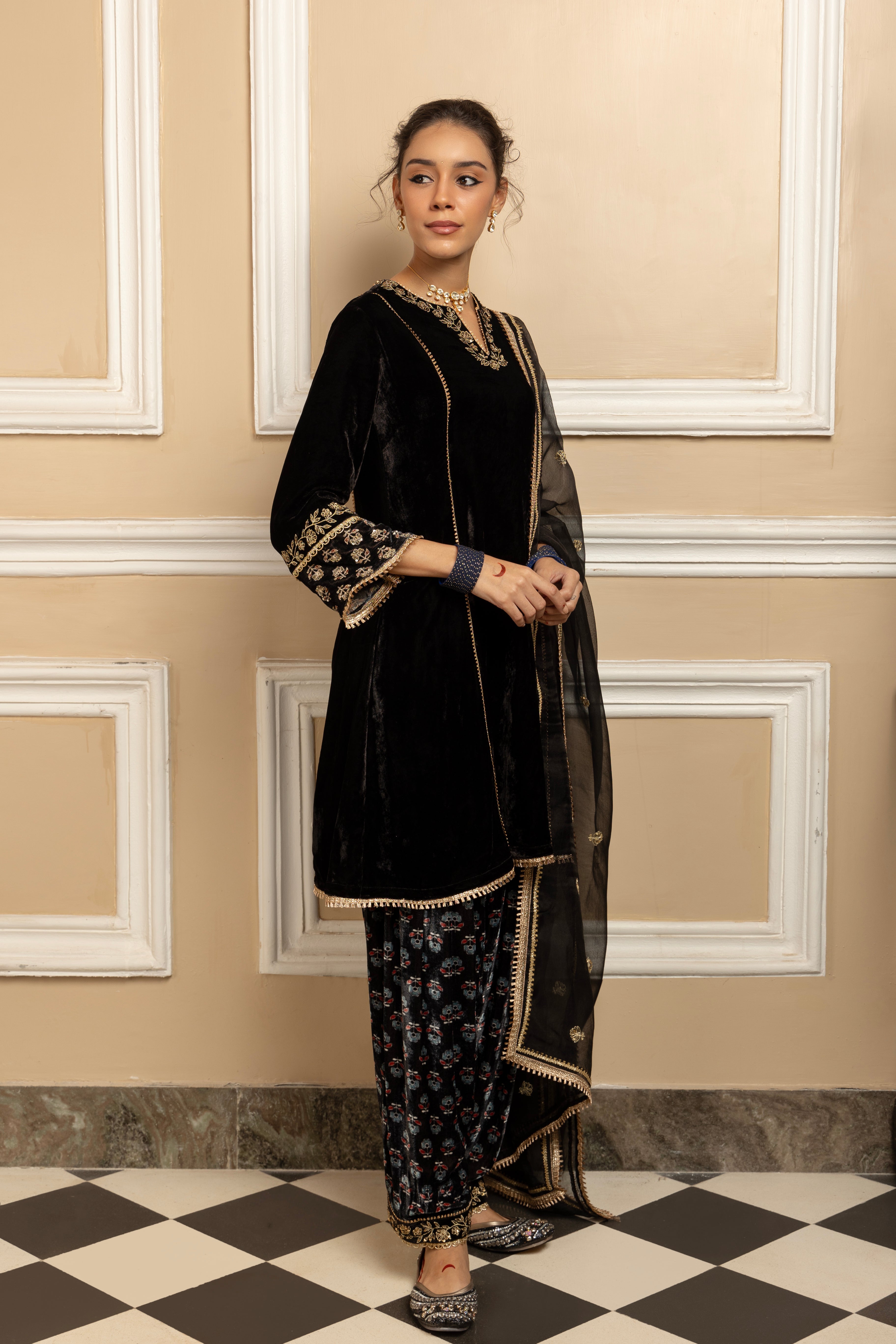 ZIYA BLACK SILK VELVET HANDCRAFTED KURTA SET