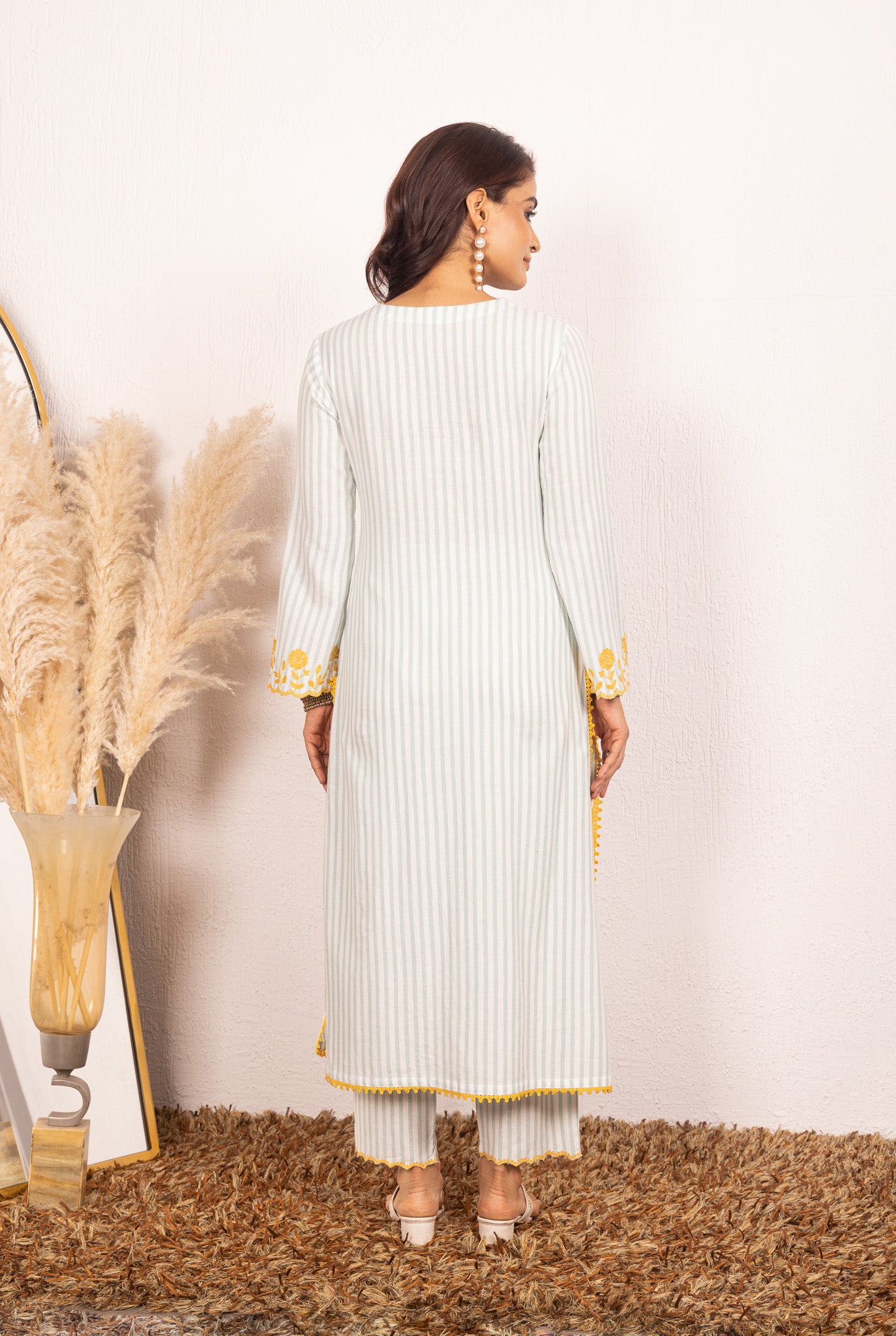 SAANJH GREEN COTTON YARN DYED KURTA SET