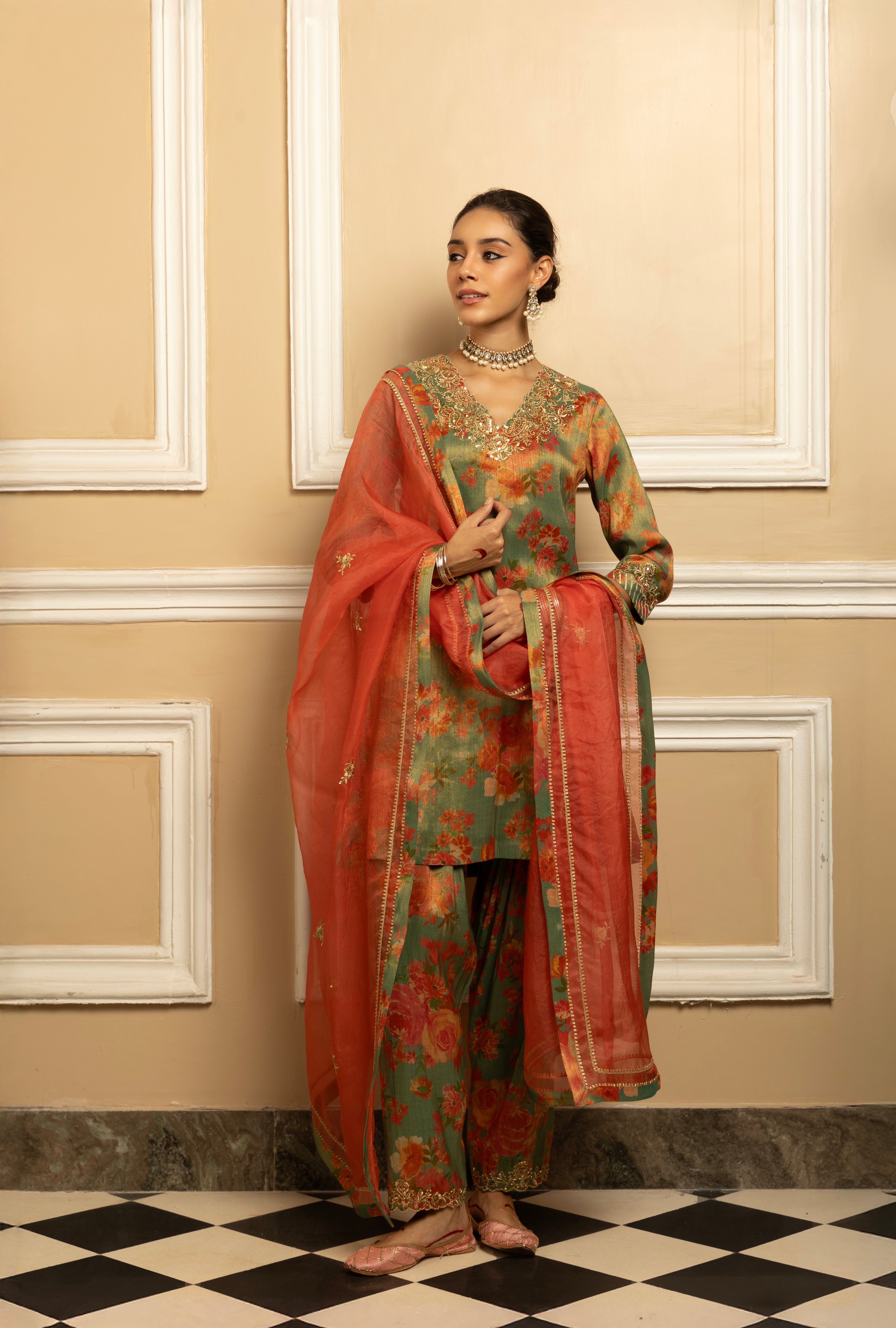 GULBAHAR GREEN FLORAL PRINTED HANDCRAFTED TISSUE KURTA SET