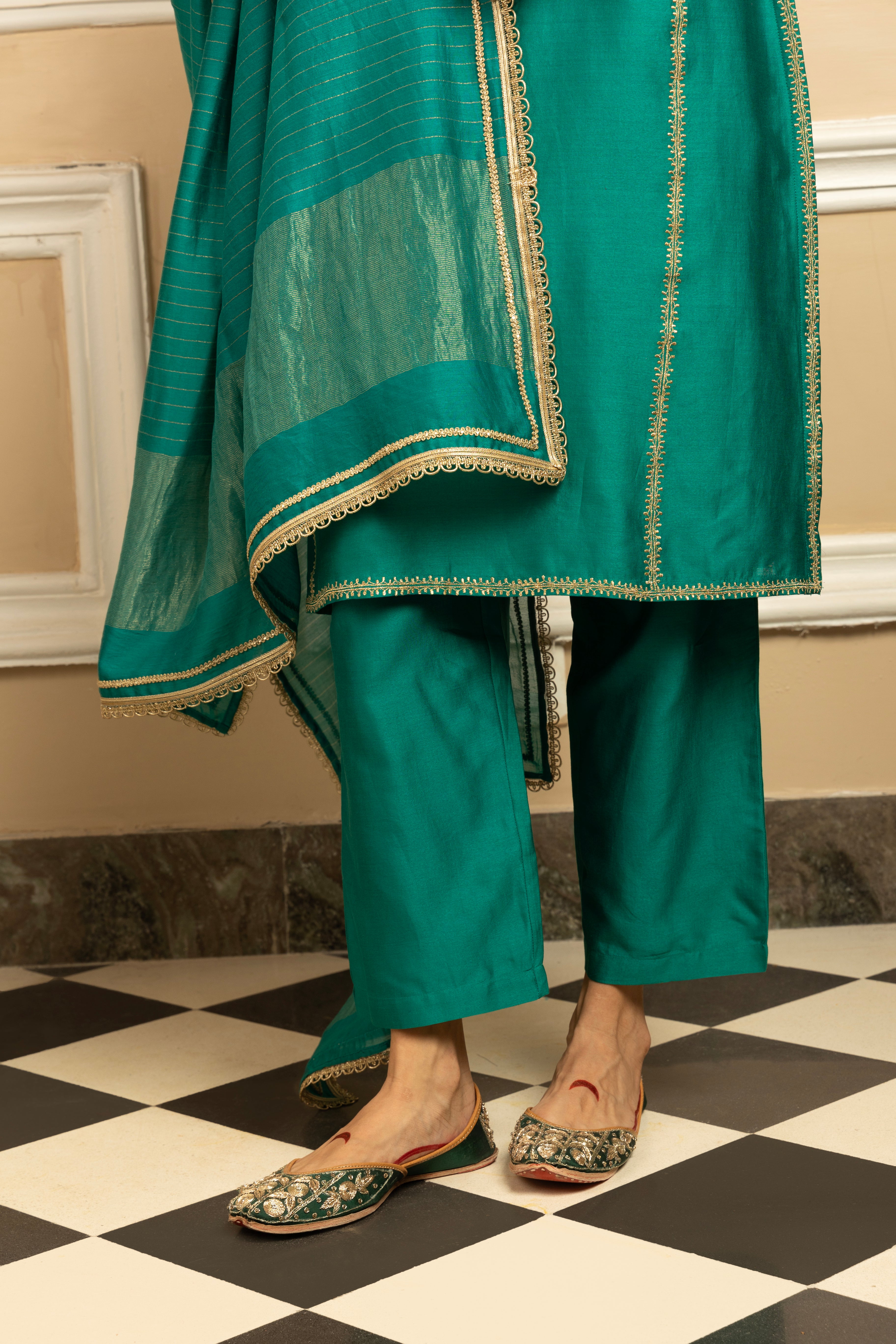 SANYA GREEN SILK CHANDERI HANDCRAFTED KURTA SET