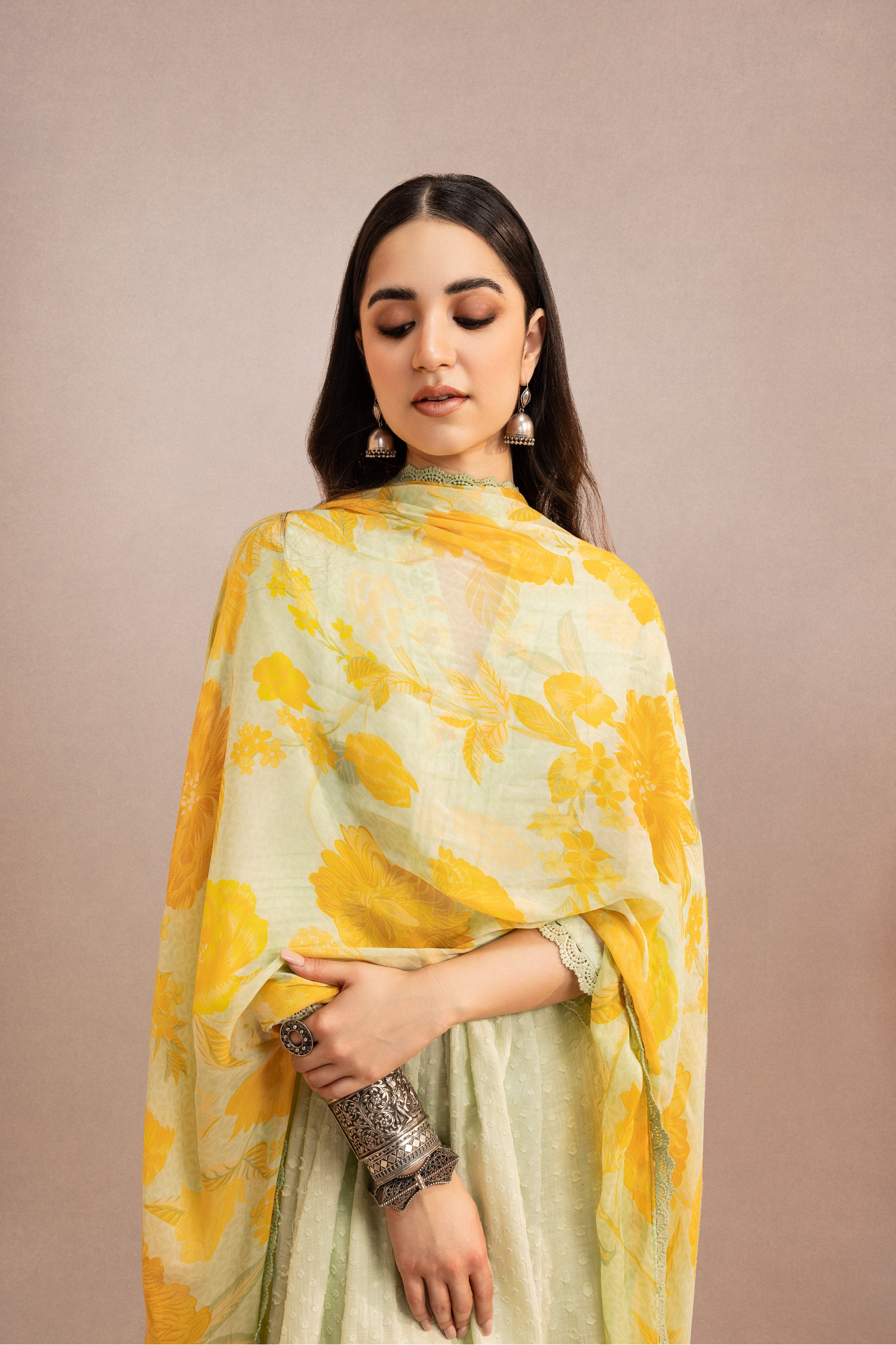 MEHAK BAKSHI IN SUMANA GREEN COTTON SLUB JACQUARD KURTA SET