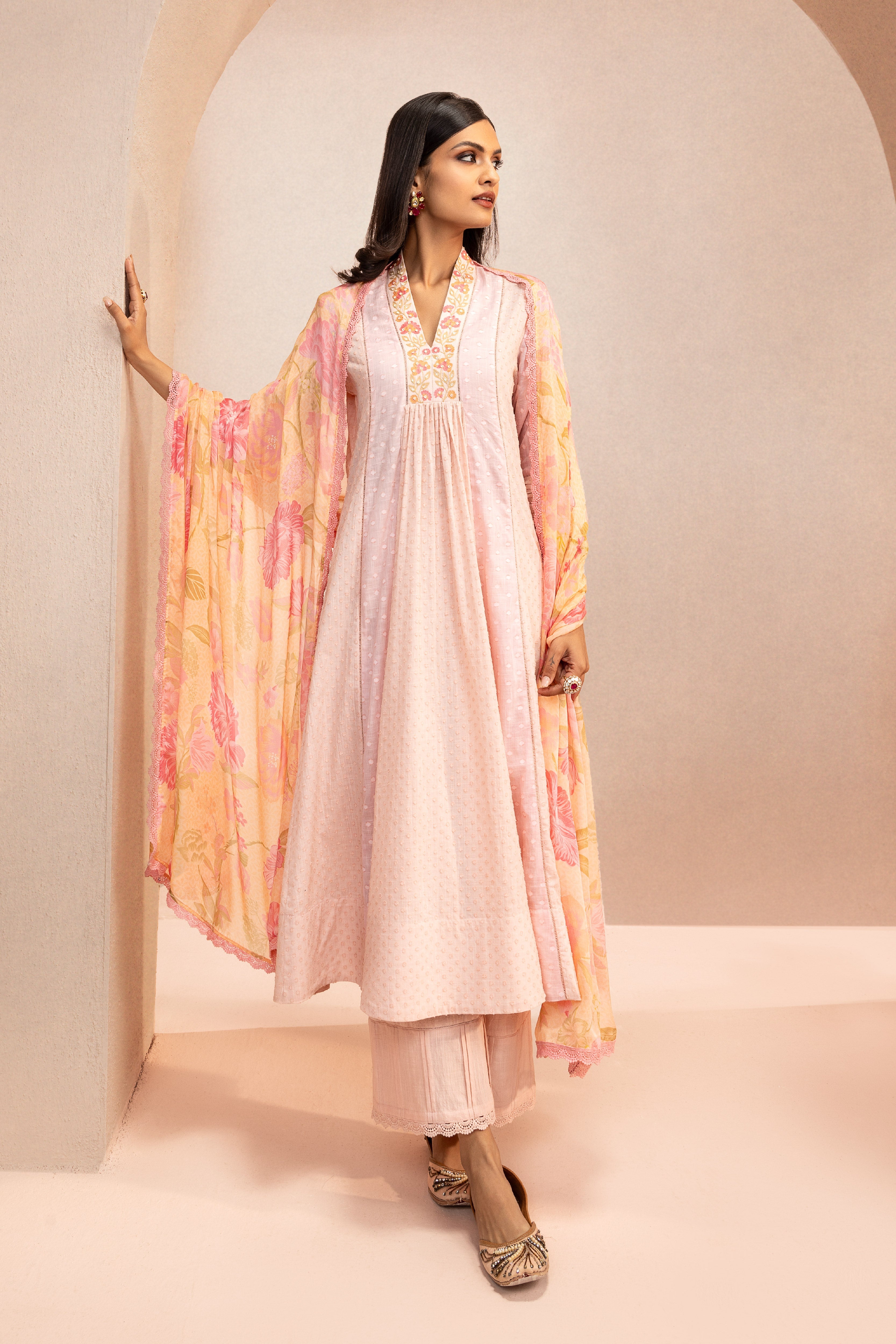 PAYAL SEN IN SUMANA PINK COTTON SLUB JACQUARD HANDCRAFTED KURTA SET