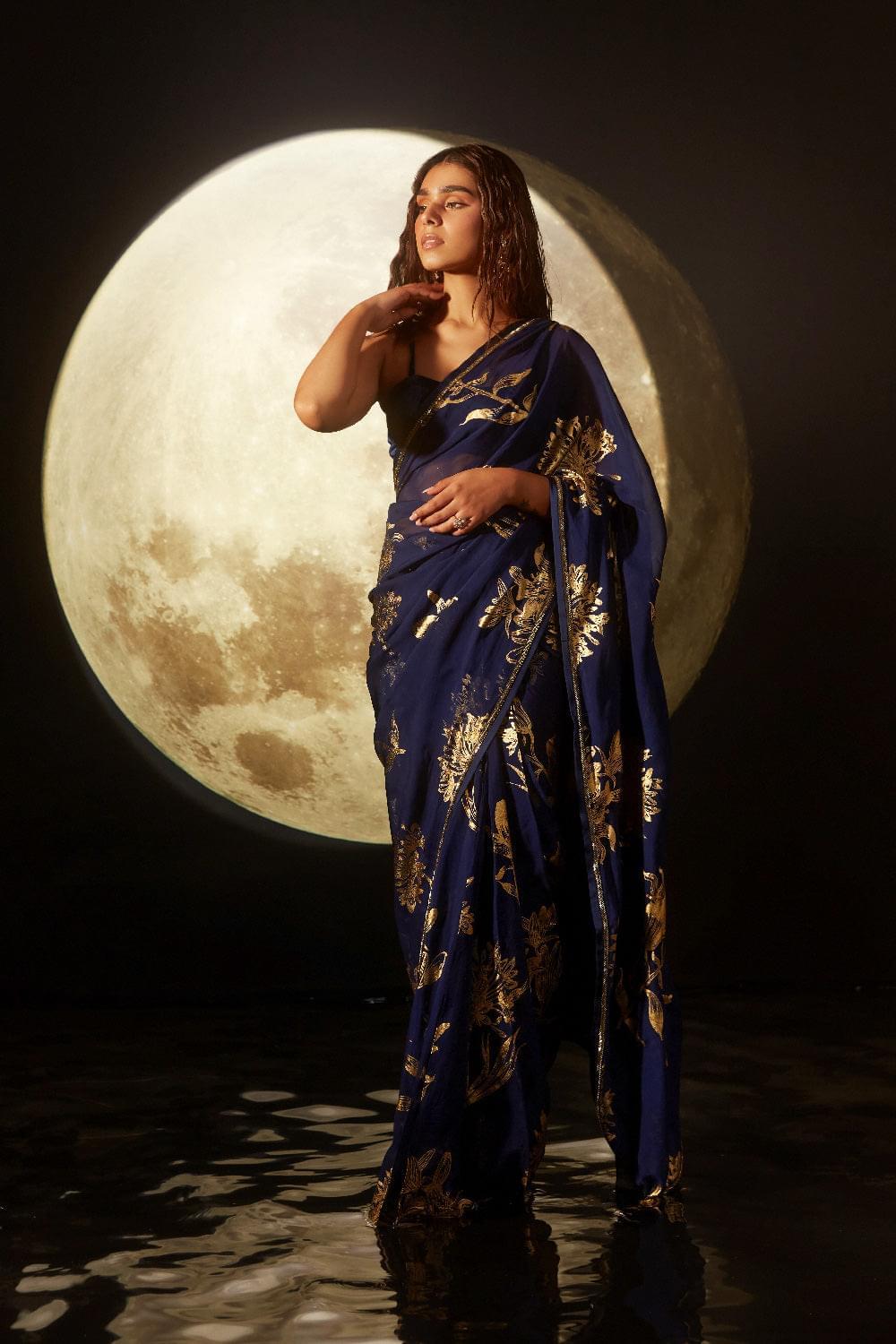 AAYAT DEEP BLUE FLORAL FOIL PRINTED HANDCRAFTED ORGANZA SAREE