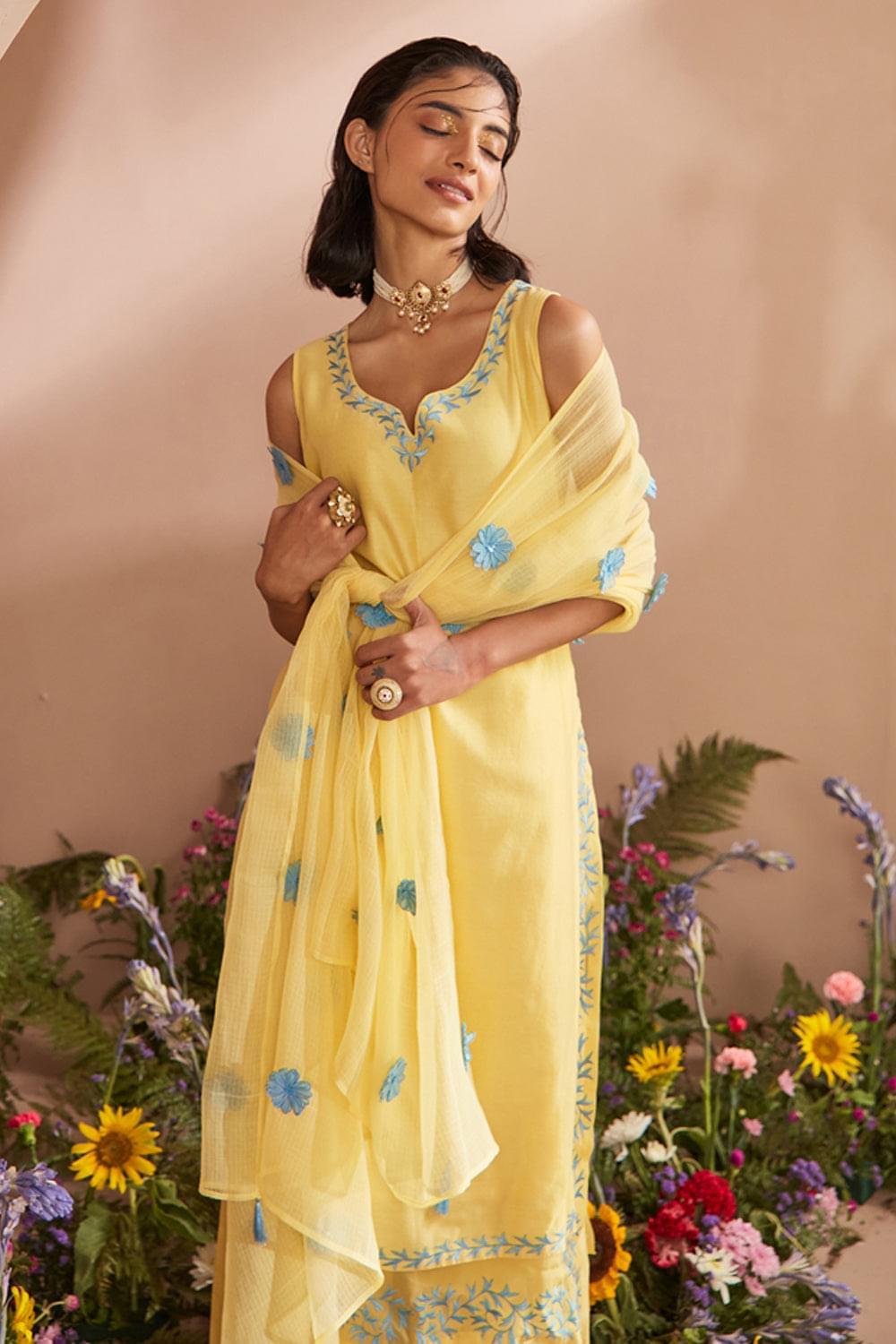 KAJAL AGGARWAL IN DUA LIGHT YELLOW SILK CHANDERI HANDCRAFTED KURTA SET