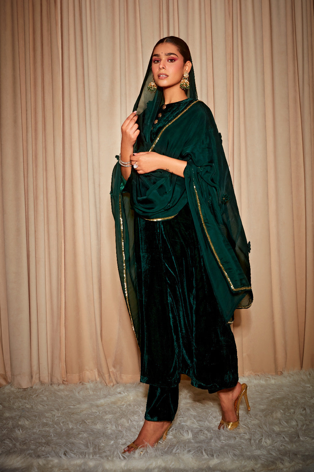 MEHREEN EMERALD GREEN VELVET A-LINE HANDCRAFTED KURTA SET