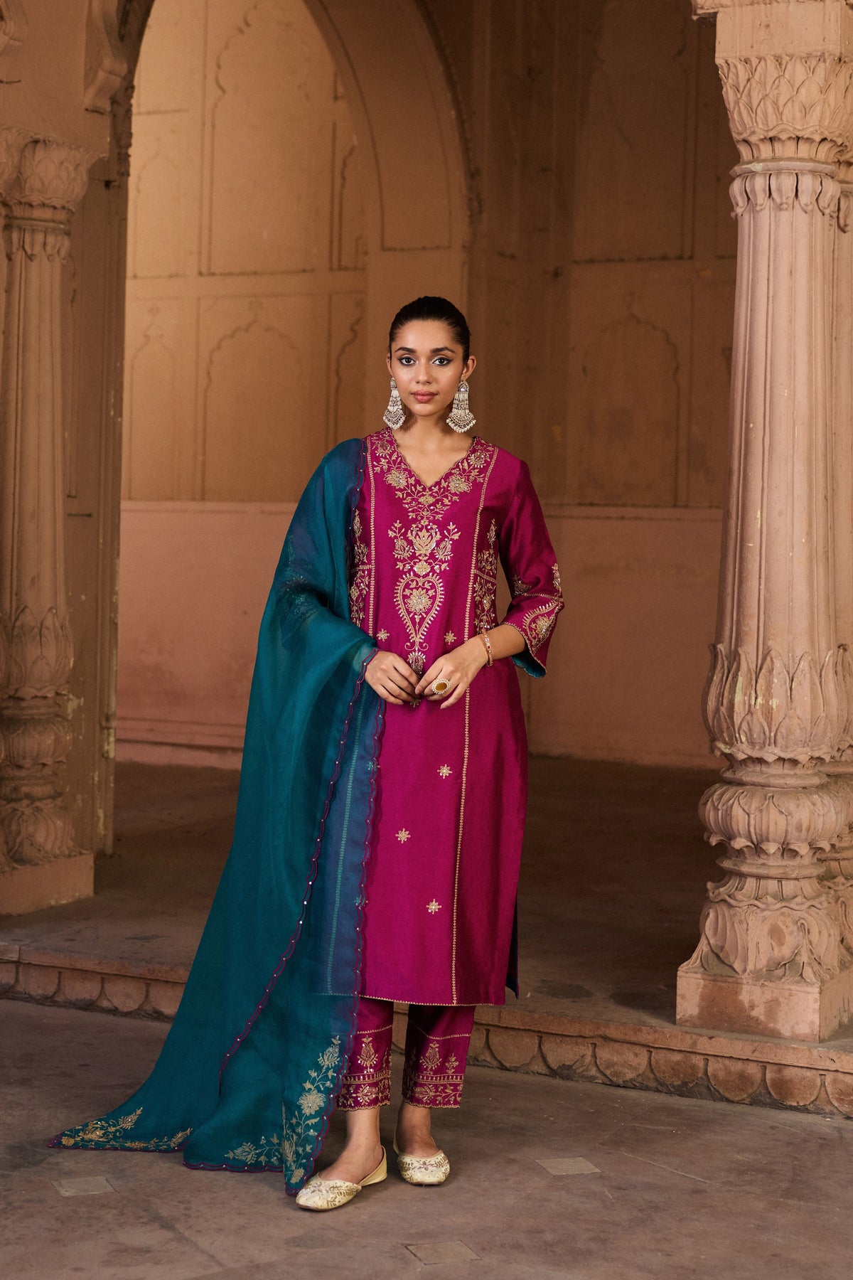 SHARVARI SILK CHANDERI HANDCRAFTED MAGENTA STRAIGHT KURTA SET