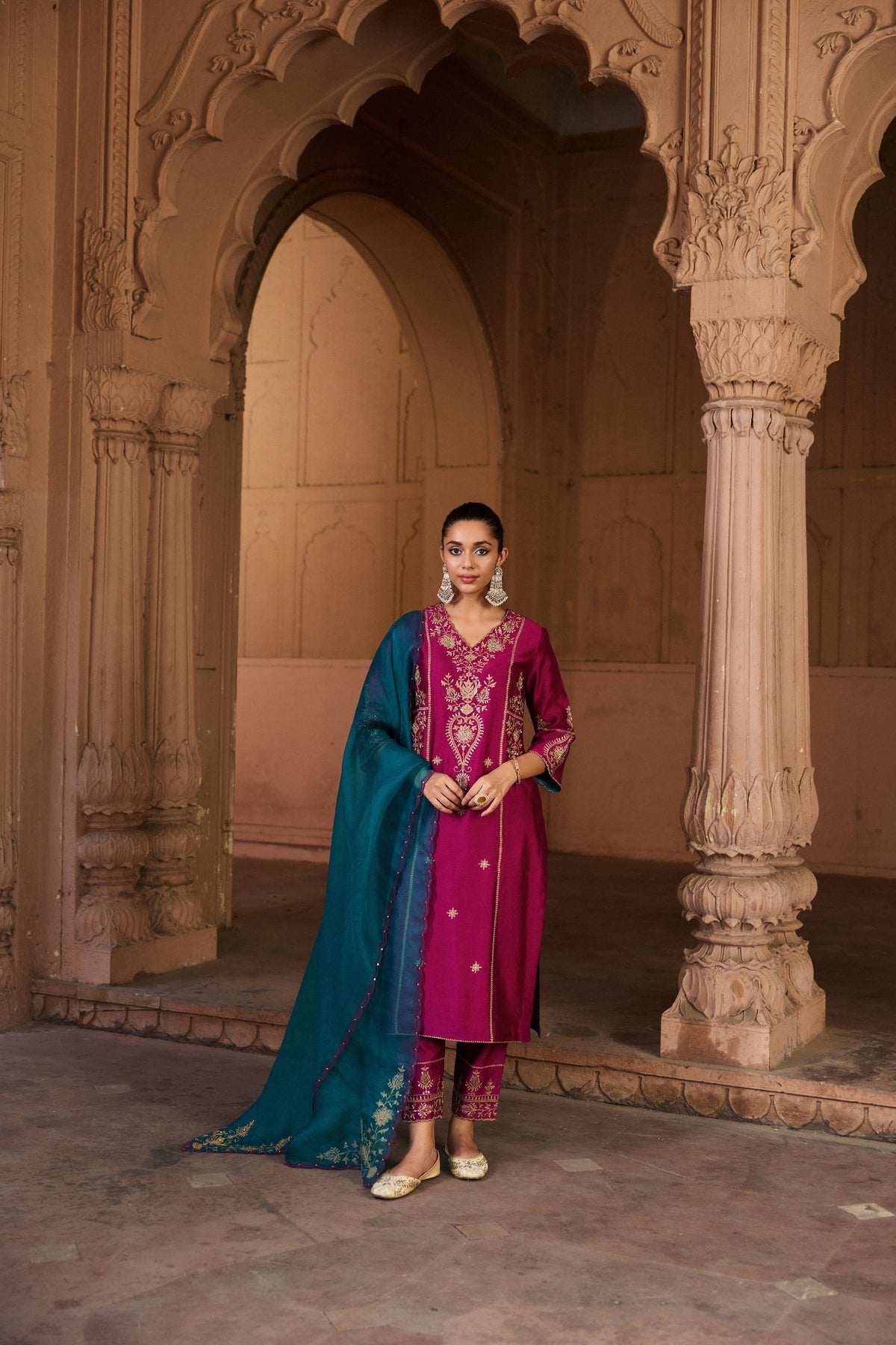 SHARVARI SILK CHANDERI HANDCRAFTED MAGENTA STRAIGHT KURTA SET