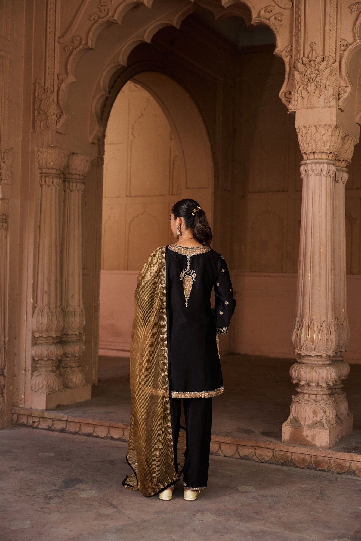 SHAHEEN SILK CHANDERI HANDCRAFTED BLACK KURTA SET WITH FARSHI SALWAR