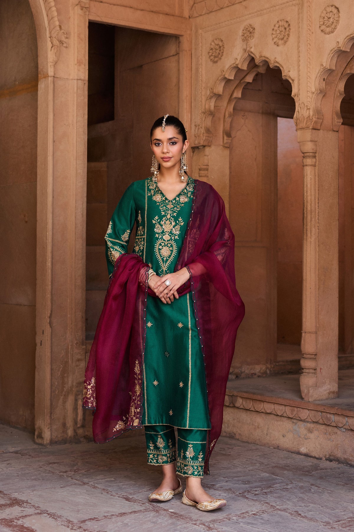 SHARVARI SILK CHANDERI HANDCRAFTED EMERALD GREEN STRAIGHT KURTA SET