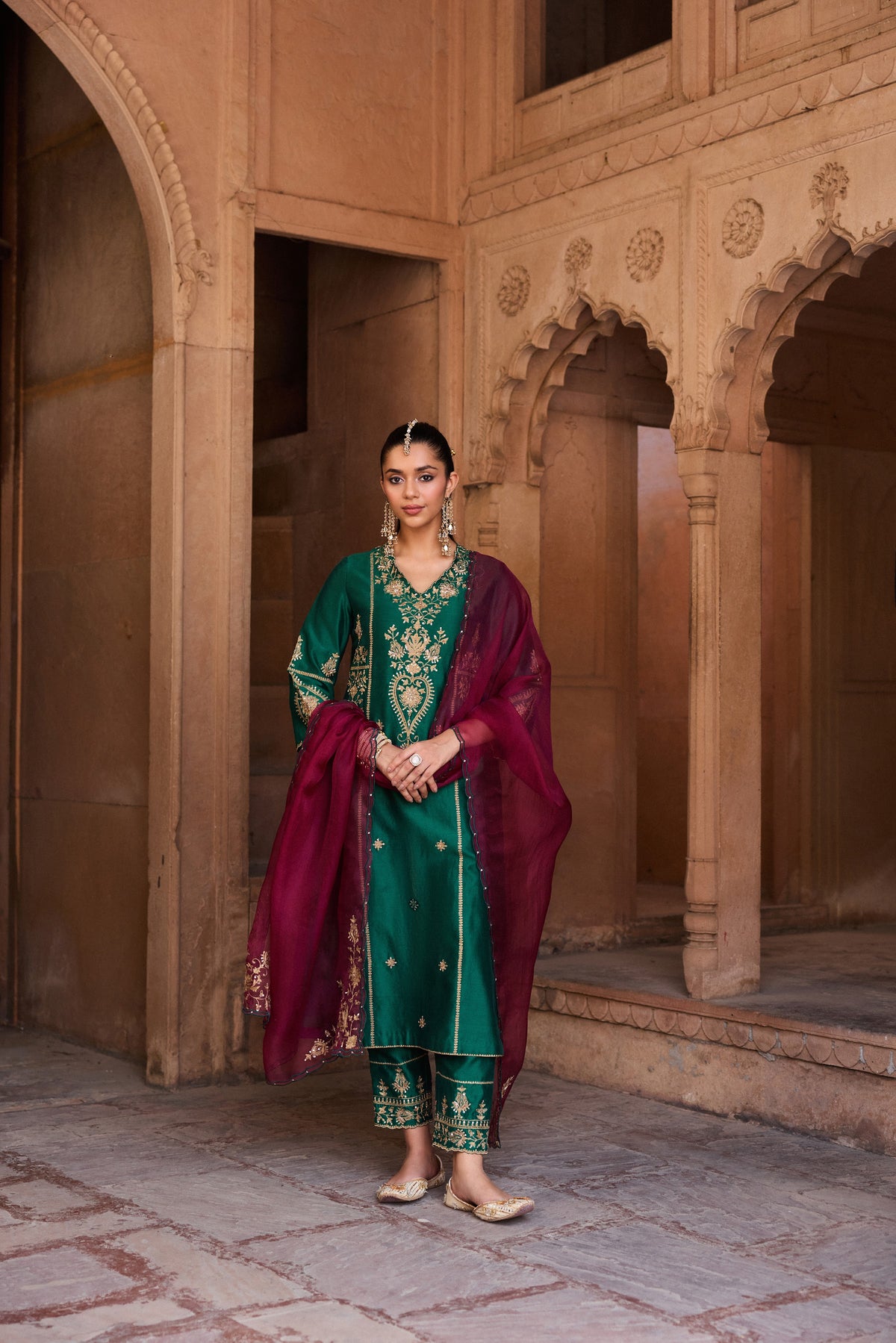 SHARVARI SILK CHANDERI HANDCRAFTED EMERALD GREEN STRAIGHT KURTA SET