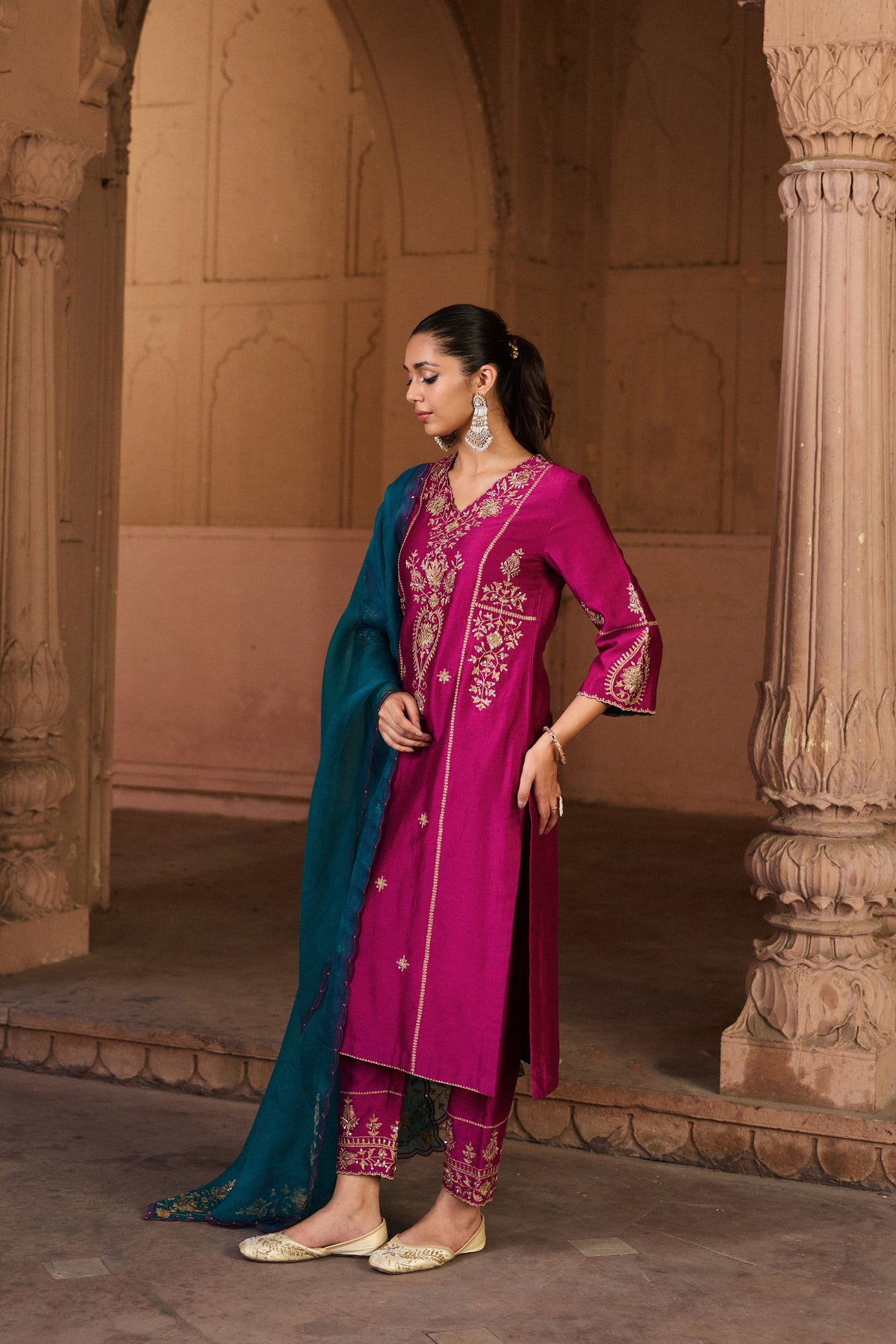 SHARVARI SILK CHANDERI HANDCRAFTED MAGENTA STRAIGHT KURTA SET