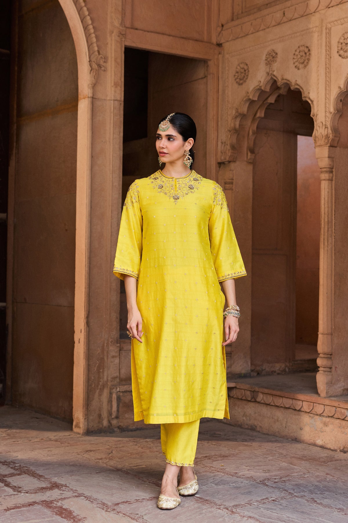 RUKMINI BANARASI CHANDERI JACQUARD HANDCRAFTED YELLOW STRAIGHT KURTA SET