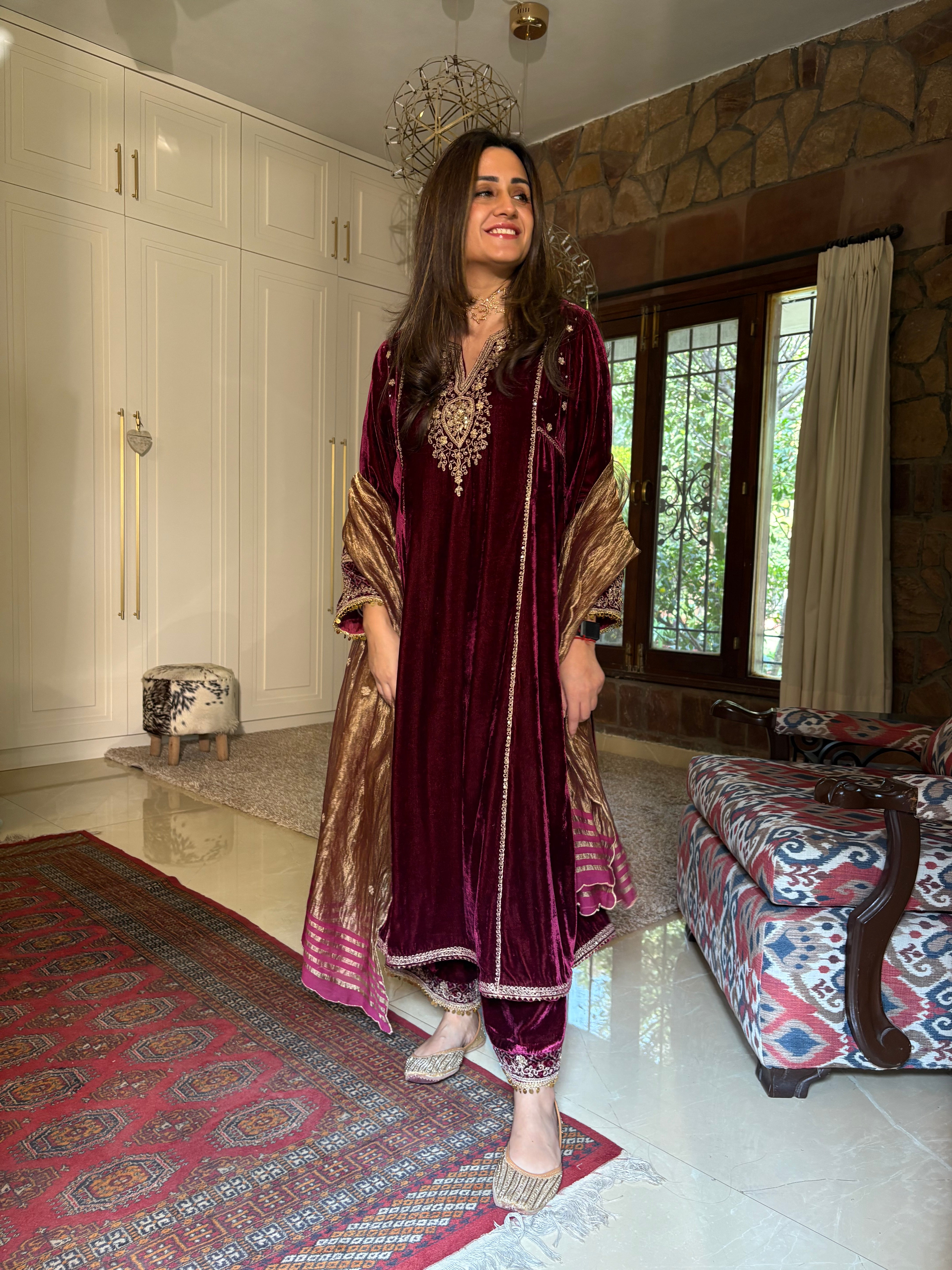 Mitali Wadhwa in Ziyana Plum Embroidered Silk Velvet A-Line Kurta Set