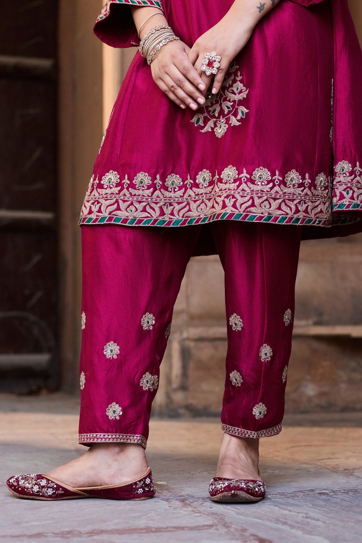 HEENA PURE SILK HANDCRAFTED MAROON CHOGA SET