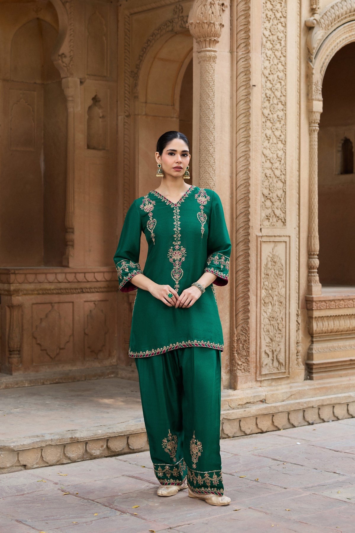 MEHRUNISA PURE SILK HANDCRAFTED EMERALD GREEN KURTA SET WITH FARSHI SALWAR