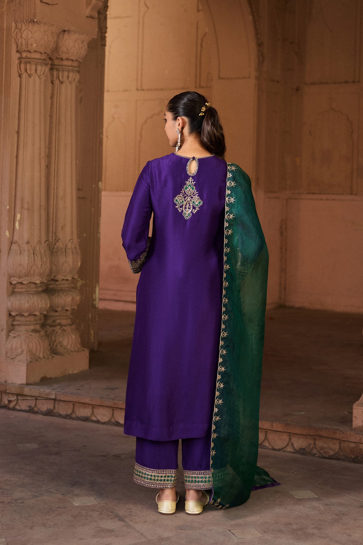 DEVYANI PURE SILK HANDCRAFTED PURPLE STRAIGHT KURTA SET