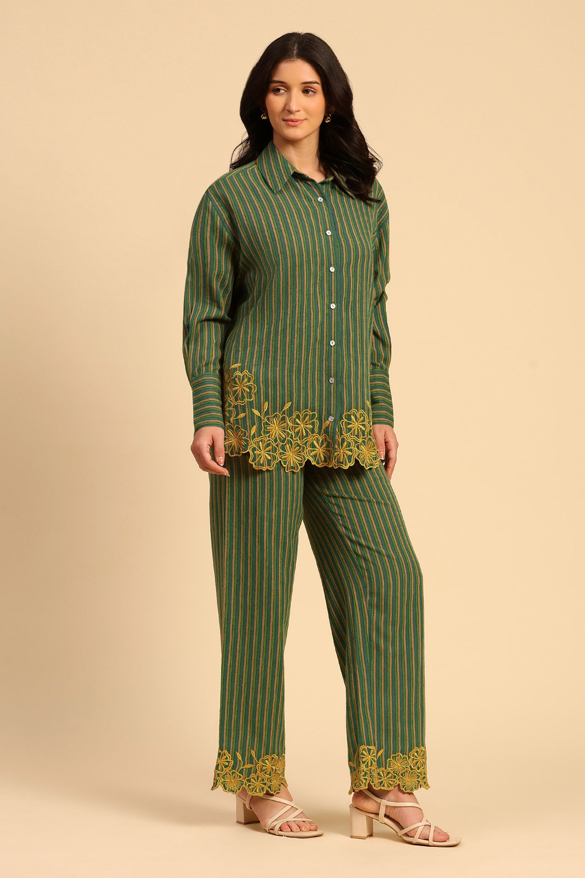 Zoha Green Embroidered Yarn Dyed Handcrafted Co-ord Set