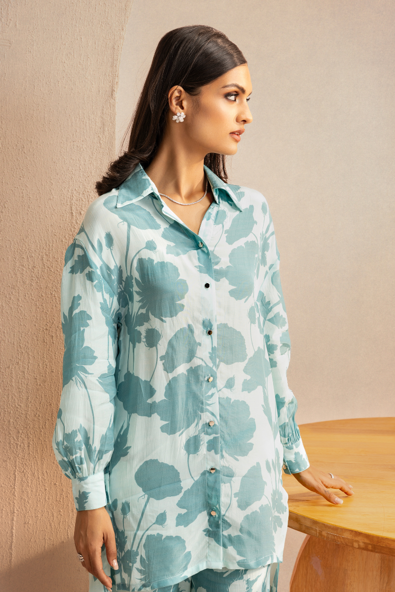 TARINI MANCHANDA IN EMILY BLUE FLORAL PRINTED CREPE COORD SET