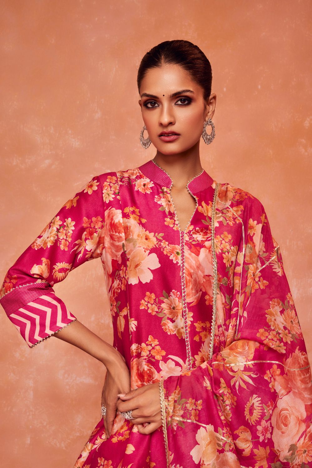 GULNAZ PINK FLORAL PRINTED SILK CHANDERI KURTA SET