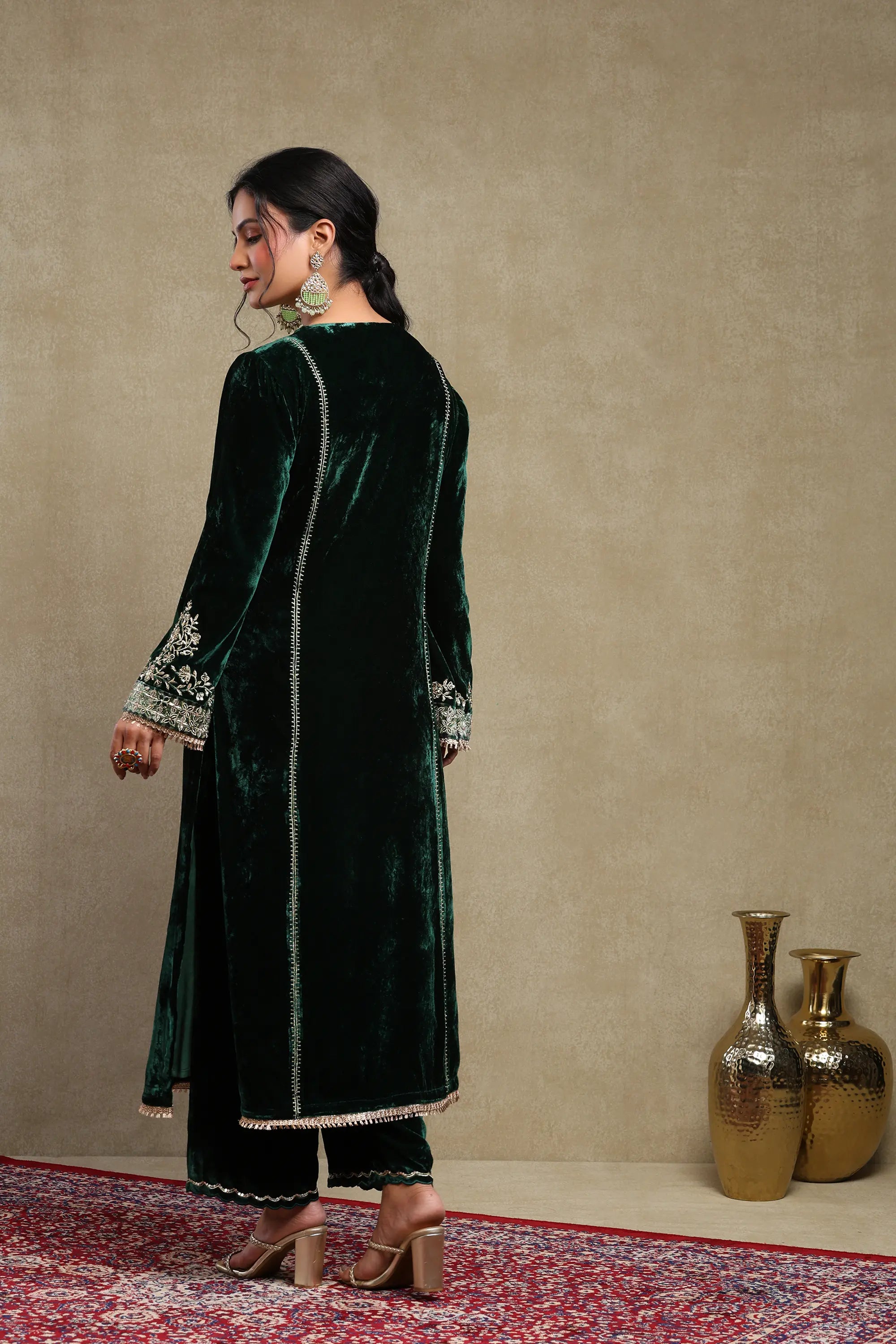 Leena Forest Green Embroidered Silk Velvet Handcrafted Kurta Set