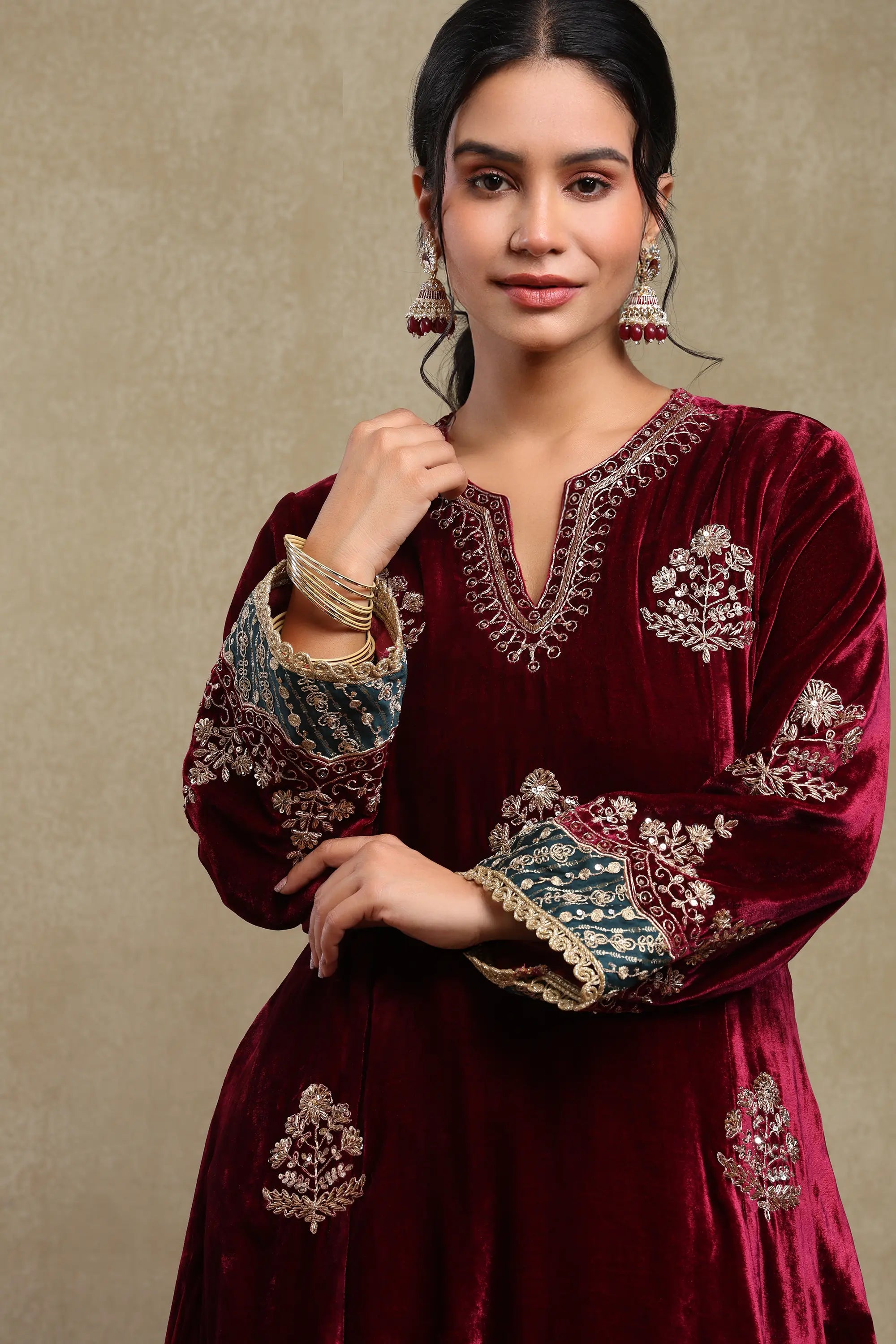 Dilruba Plum Embroidered Silk Velvet Kurta Set