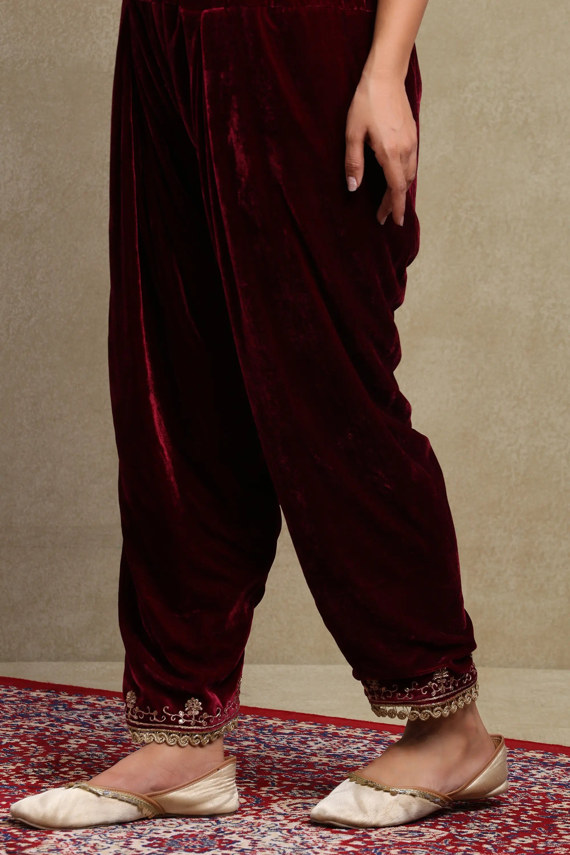 Dilruba Plum Embroidered Silk Velvet Kurta Set