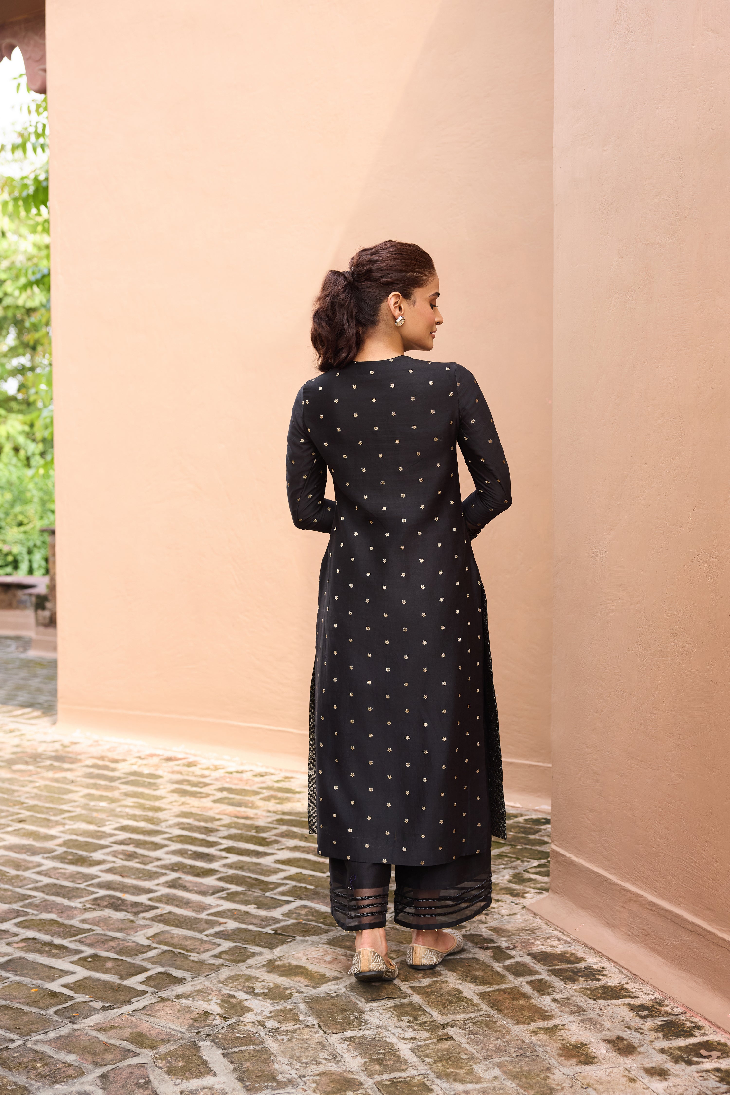 Chand Jacquard Silk Chanderi Embroidered Black Straight Kurta Set