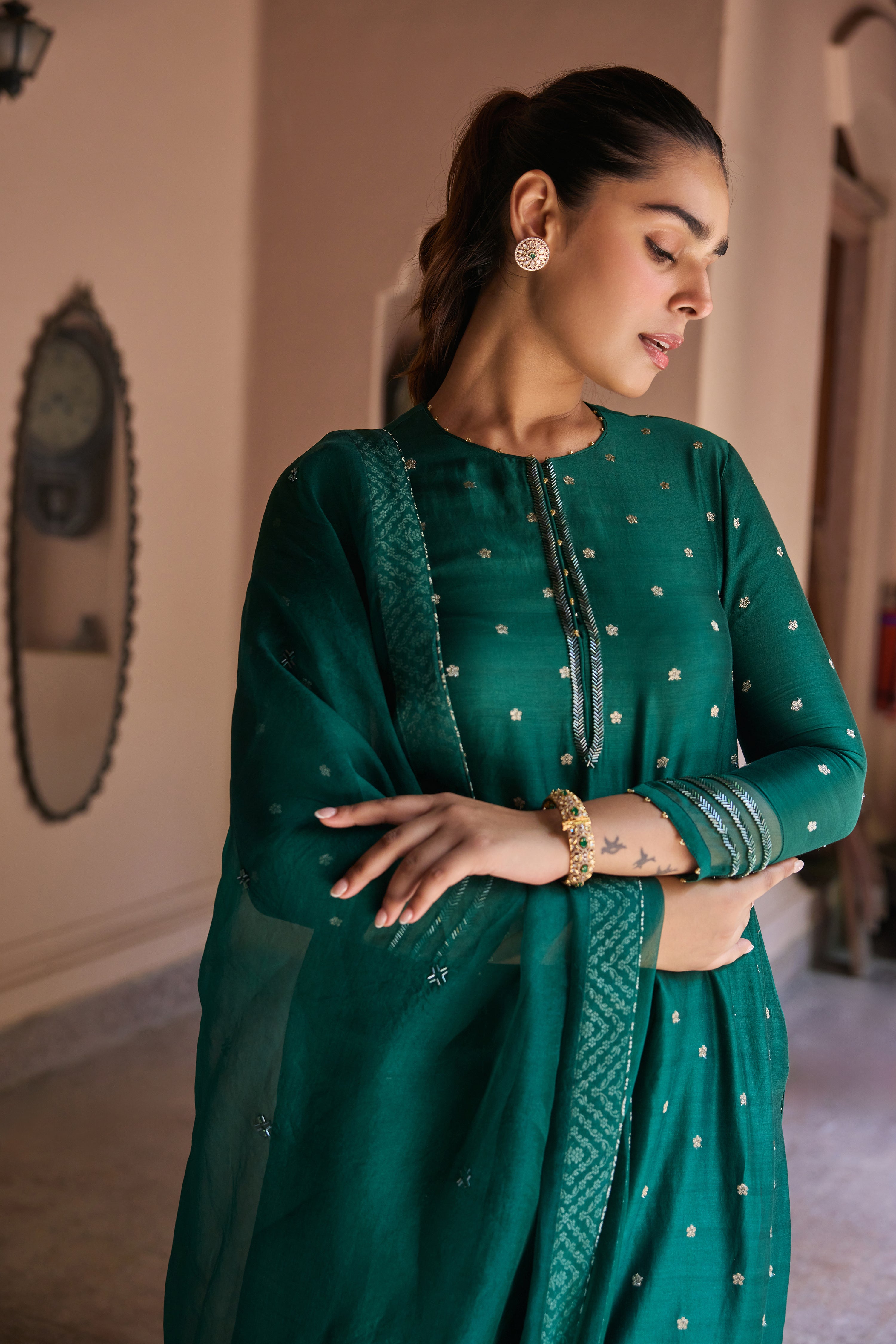 Chand Jacquard Silk Chanderi Embroidered Emerald Green Straight Kurta Set