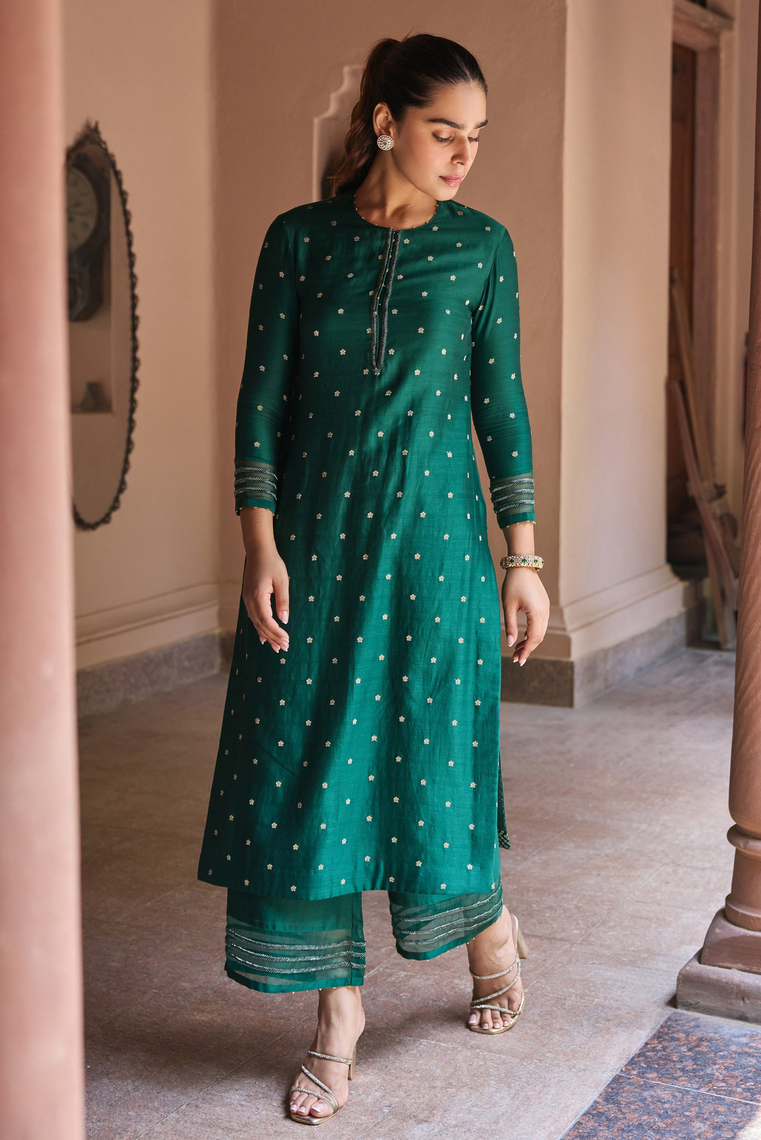 Chand Jacquard Silk Chanderi Embroidered Emerald Green Straight Kurta Set