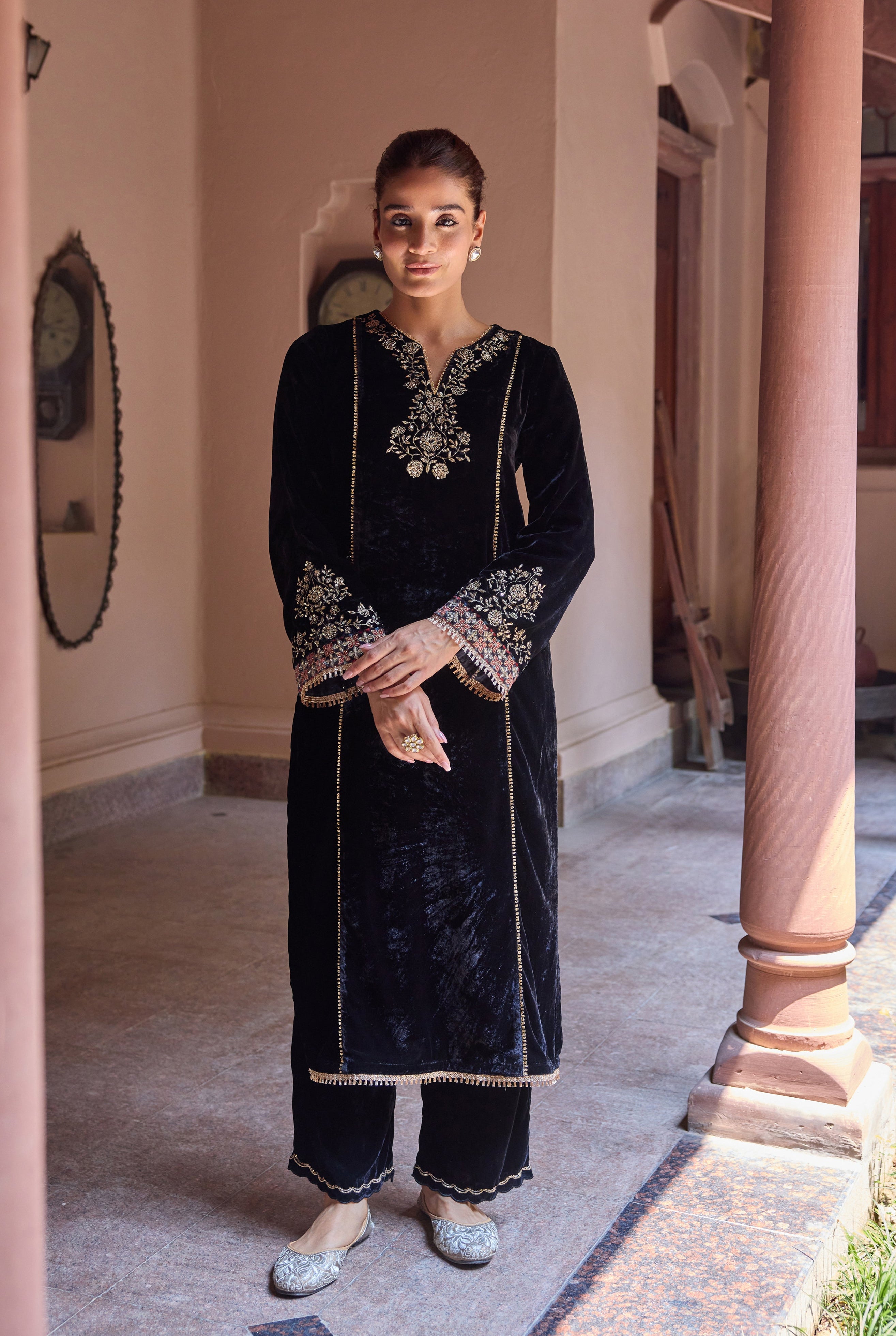 Noorani Black Embroidered Silk Velvet Handcrafted Kurta Set