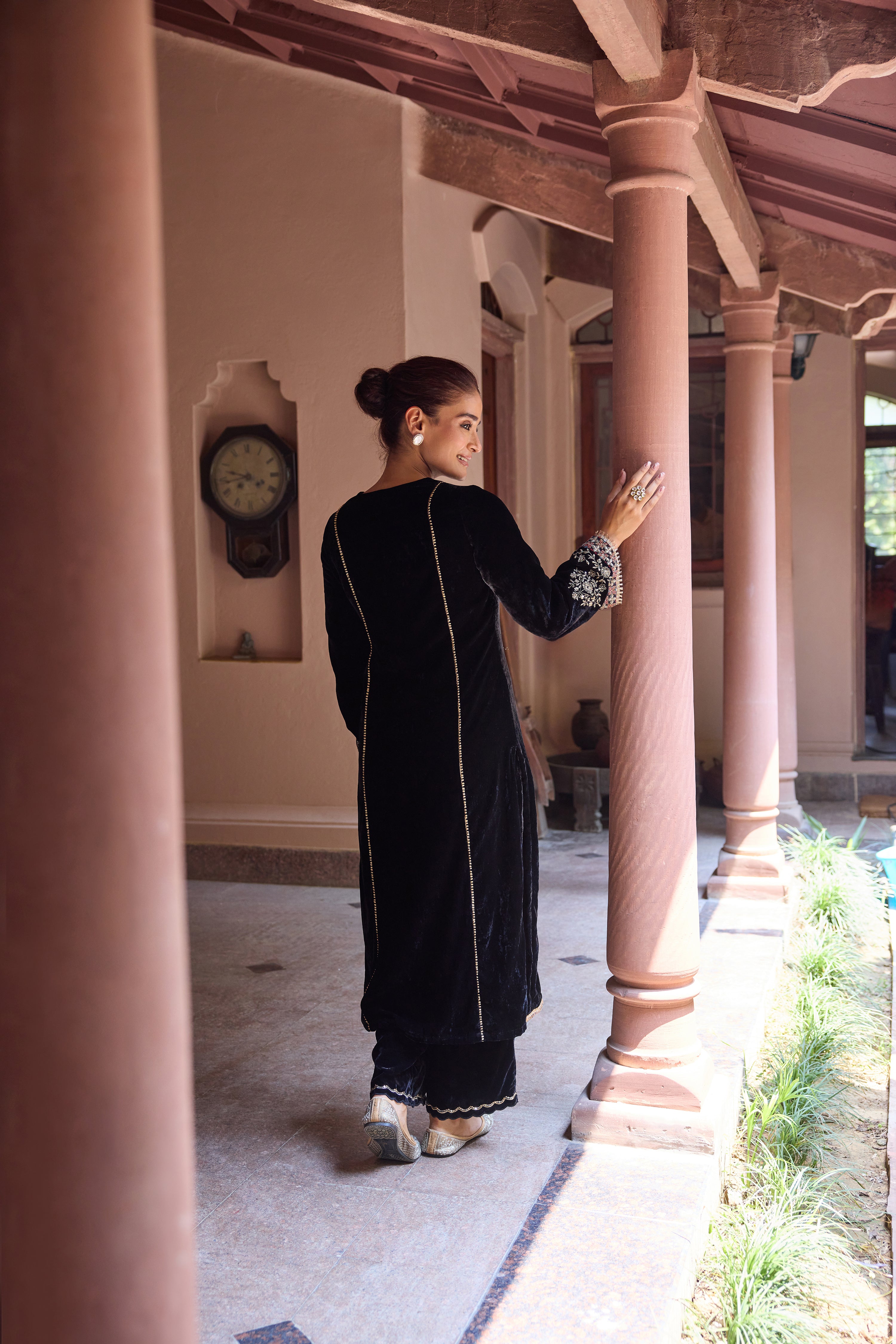 Noorani Black Embroidered Silk Velvet Handcrafted Kurta Set