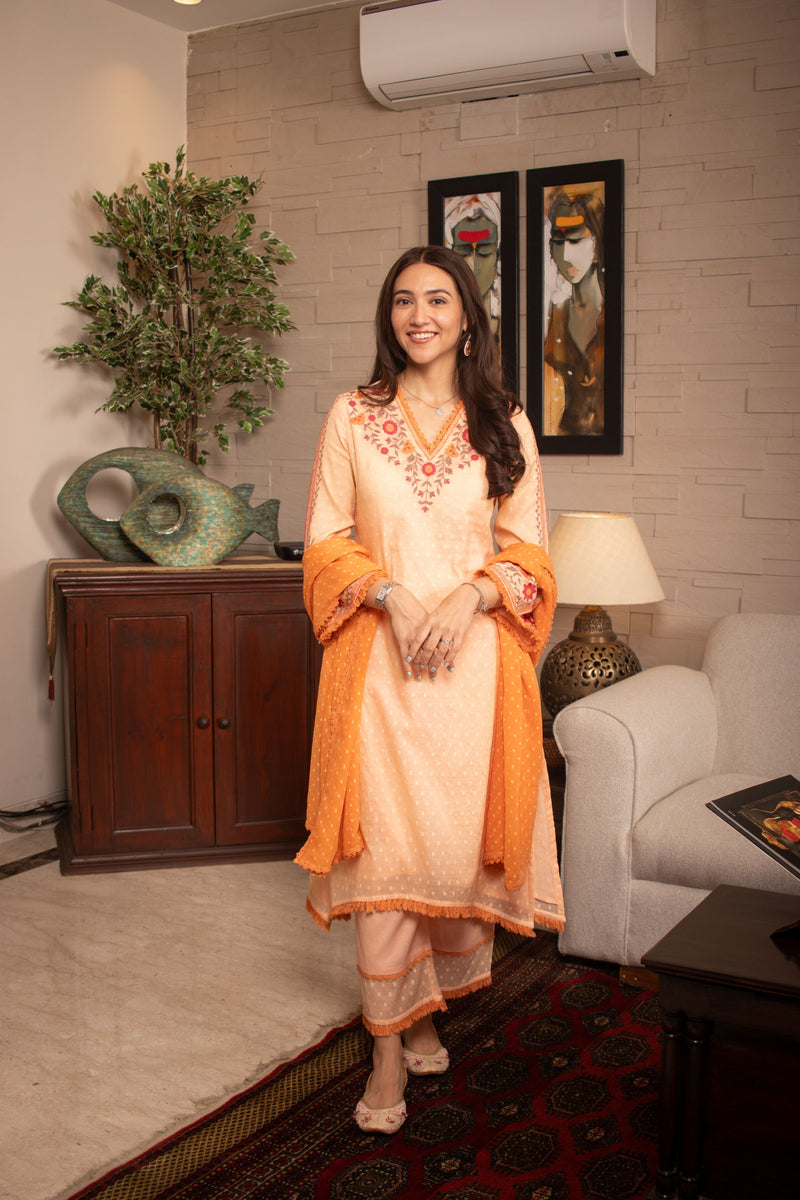 SAHIBA BALI IN RESHM CORAL JACQUARD EMBROIDERED KURTA SET