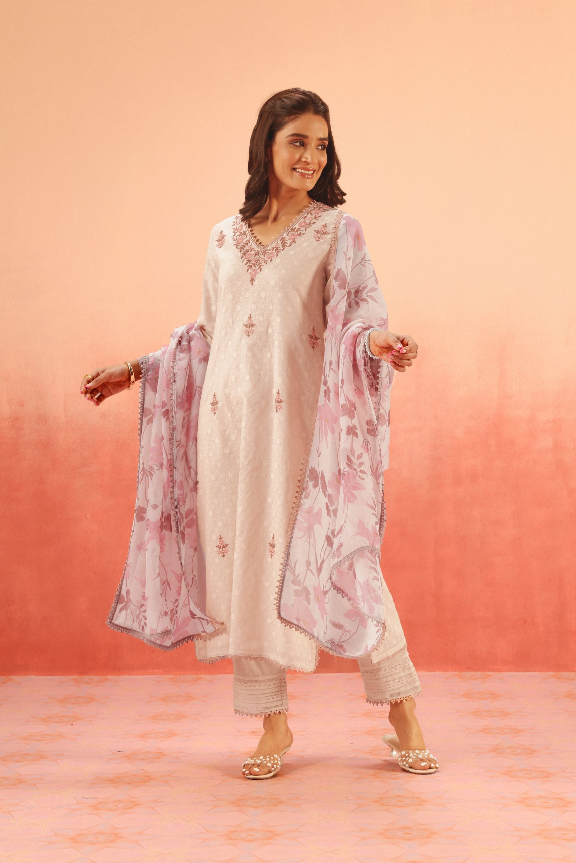 Sahiba Bali in GULBANO PINK JACQUARD EMBROIDERED KURTA SET