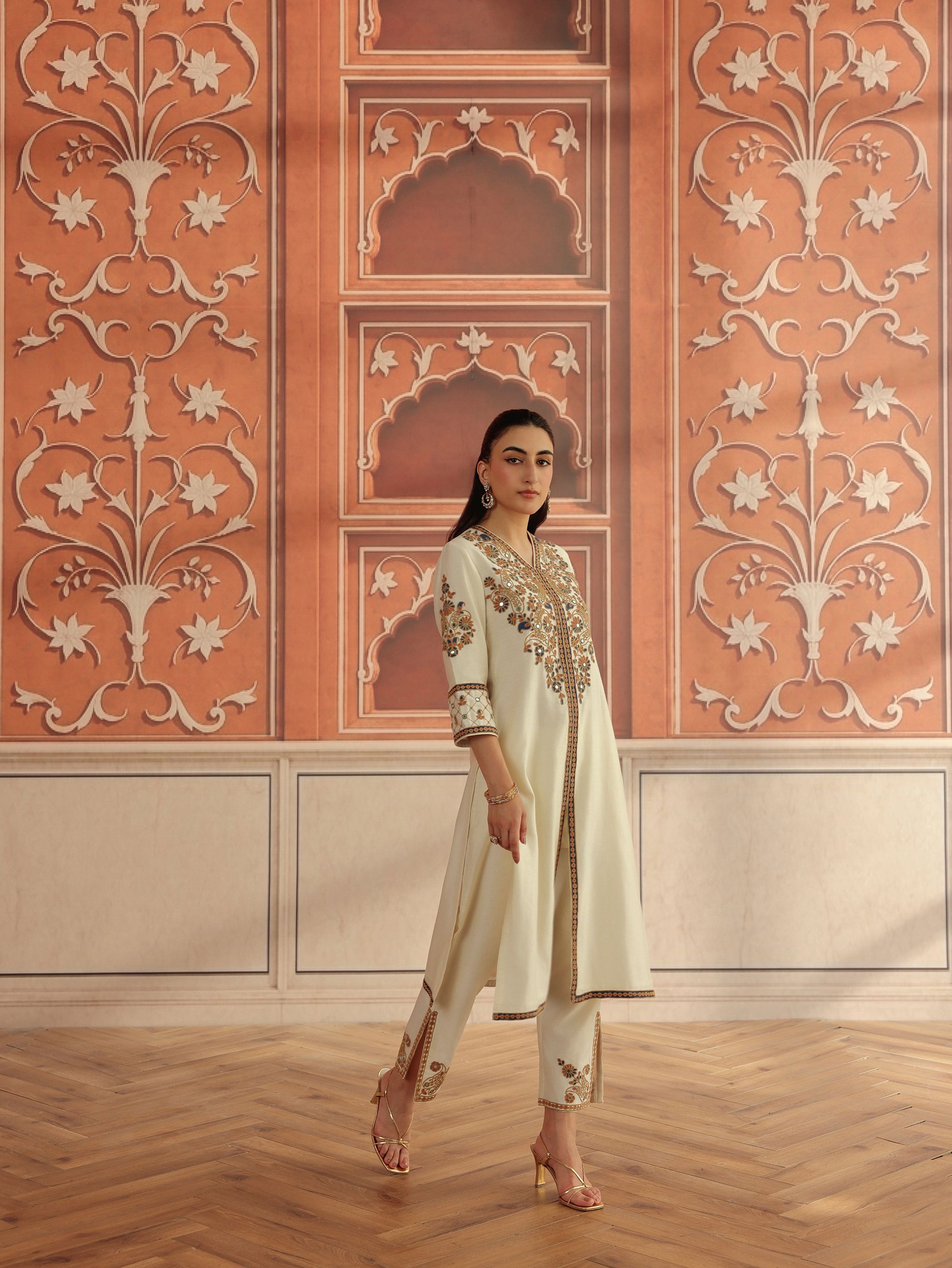 Veera Ivory Mirror Work Silk Chanderi Handcrafted Kurta Set